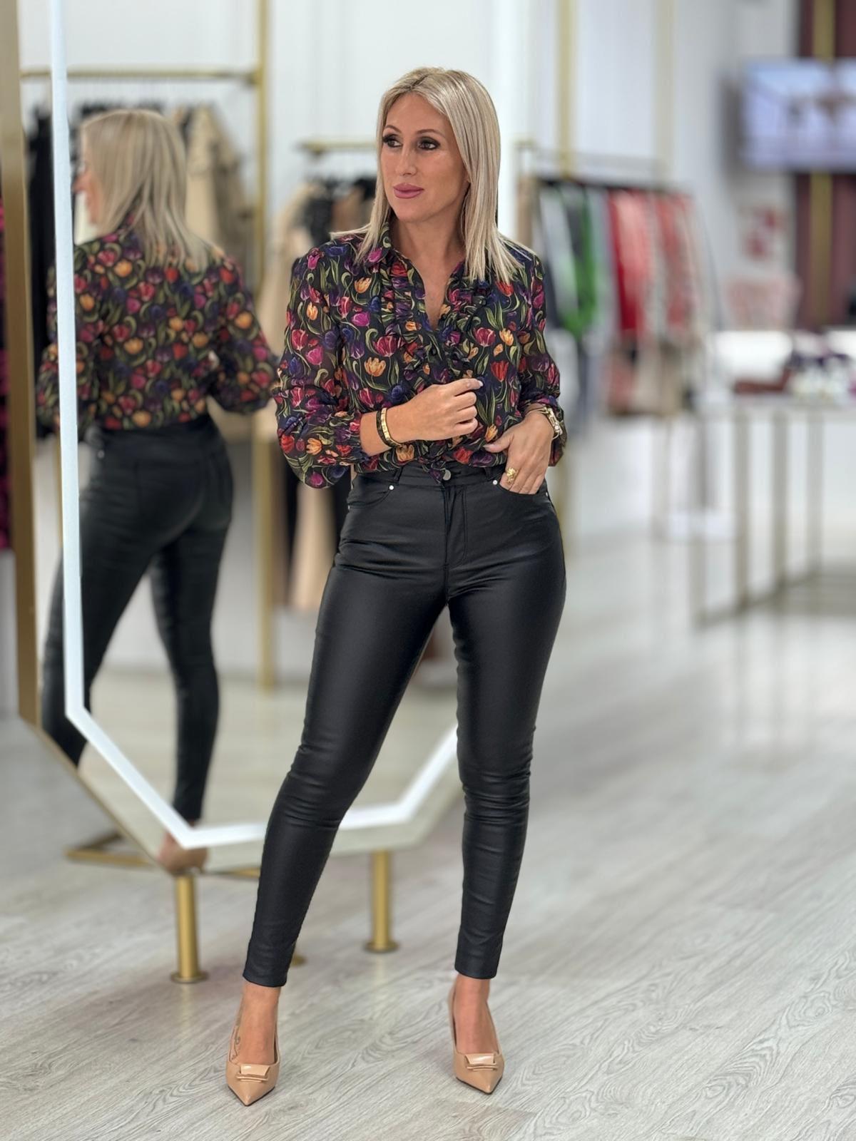 Calça ecopele push up (+cores)