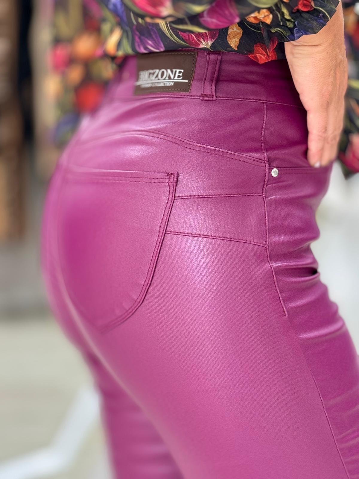 Calça ecopele push up (+cores)