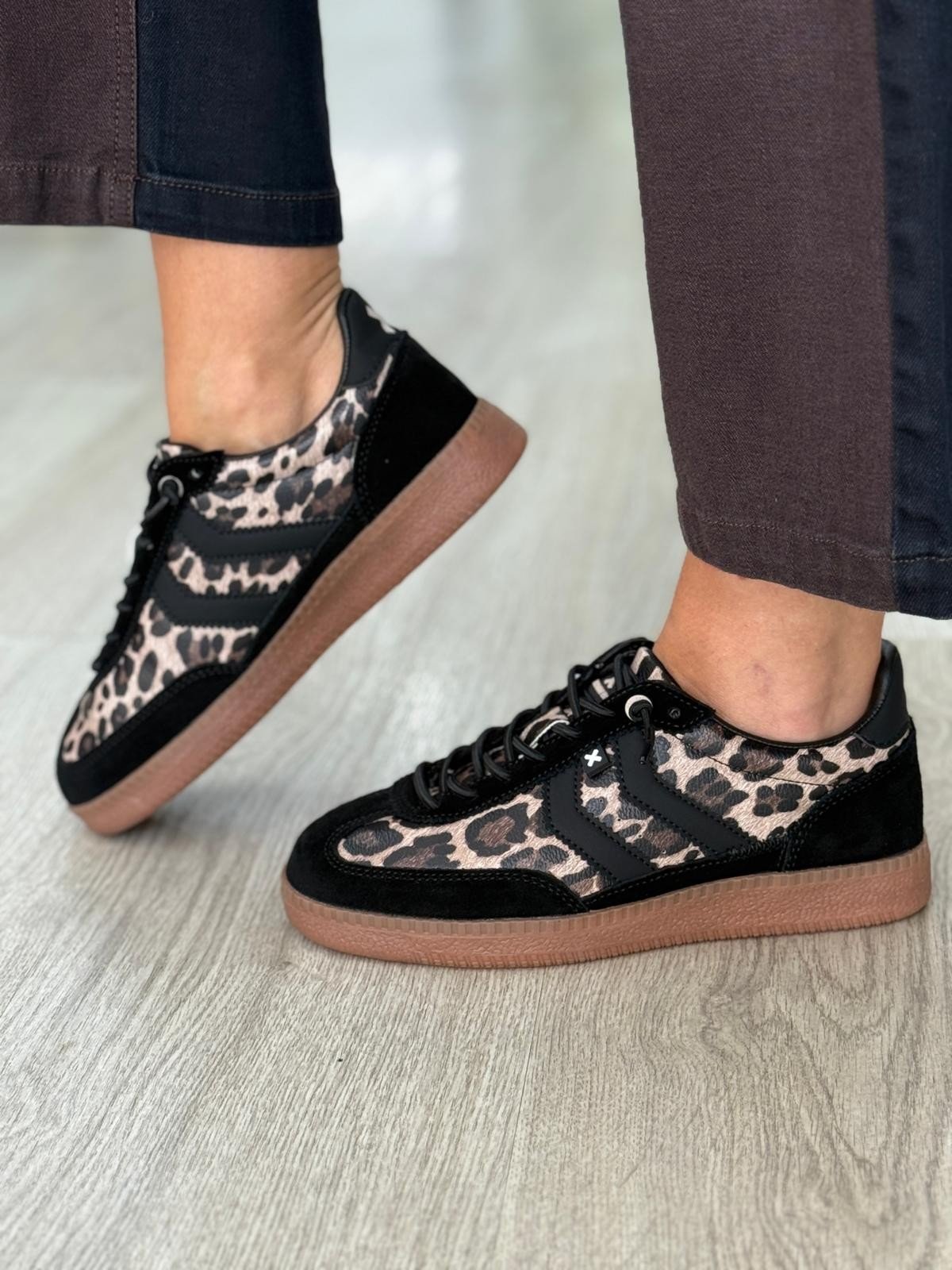 Ténis animal print