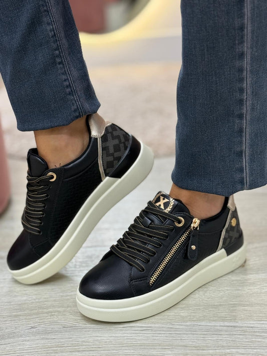 Ténis couro sintético