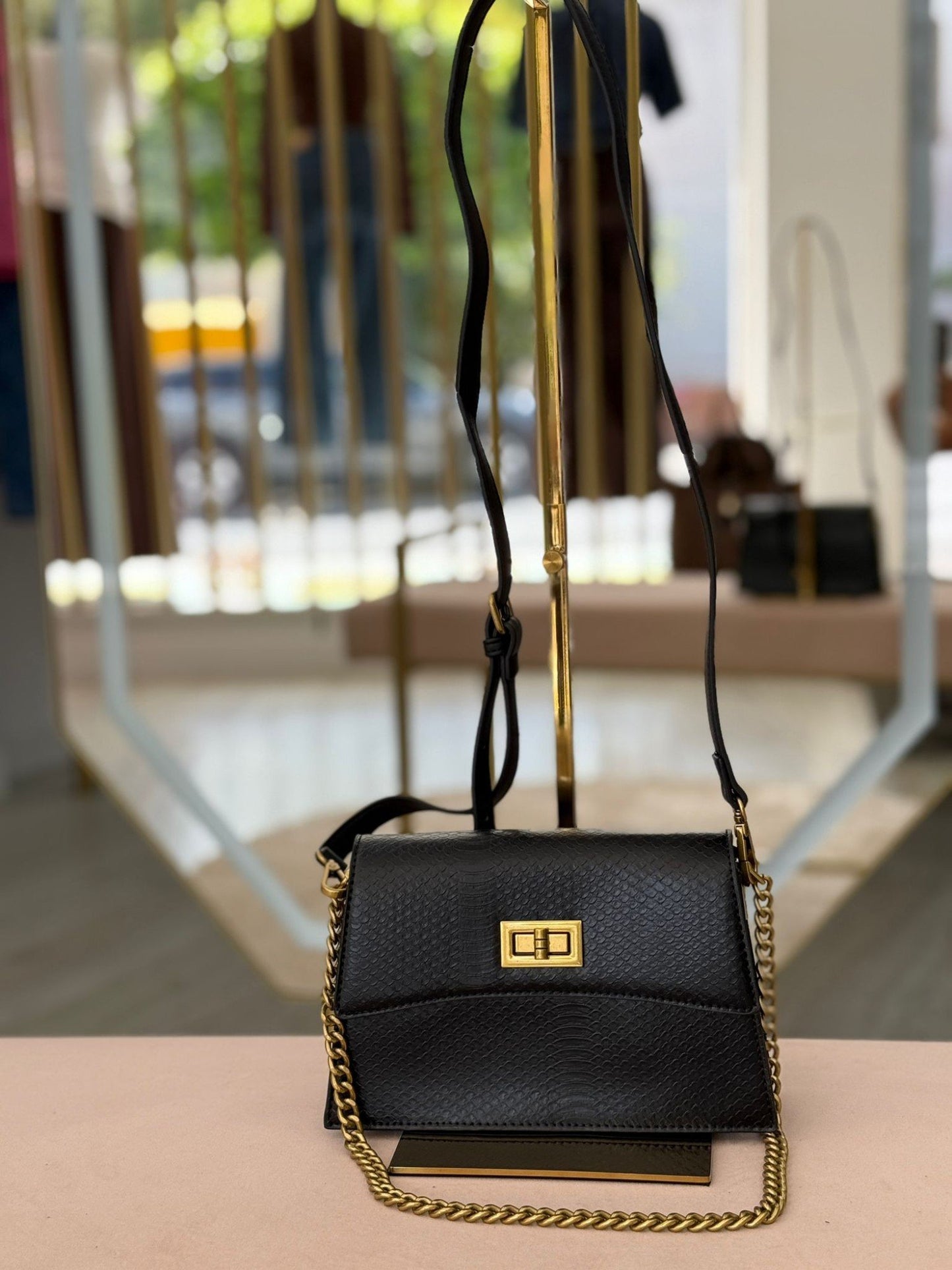 Mala pequena efeito pele