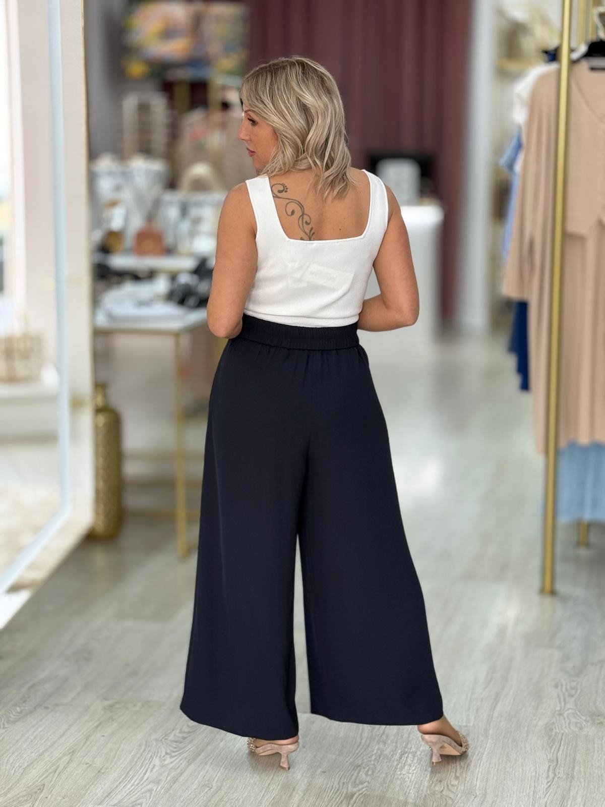 Top cropped de malha