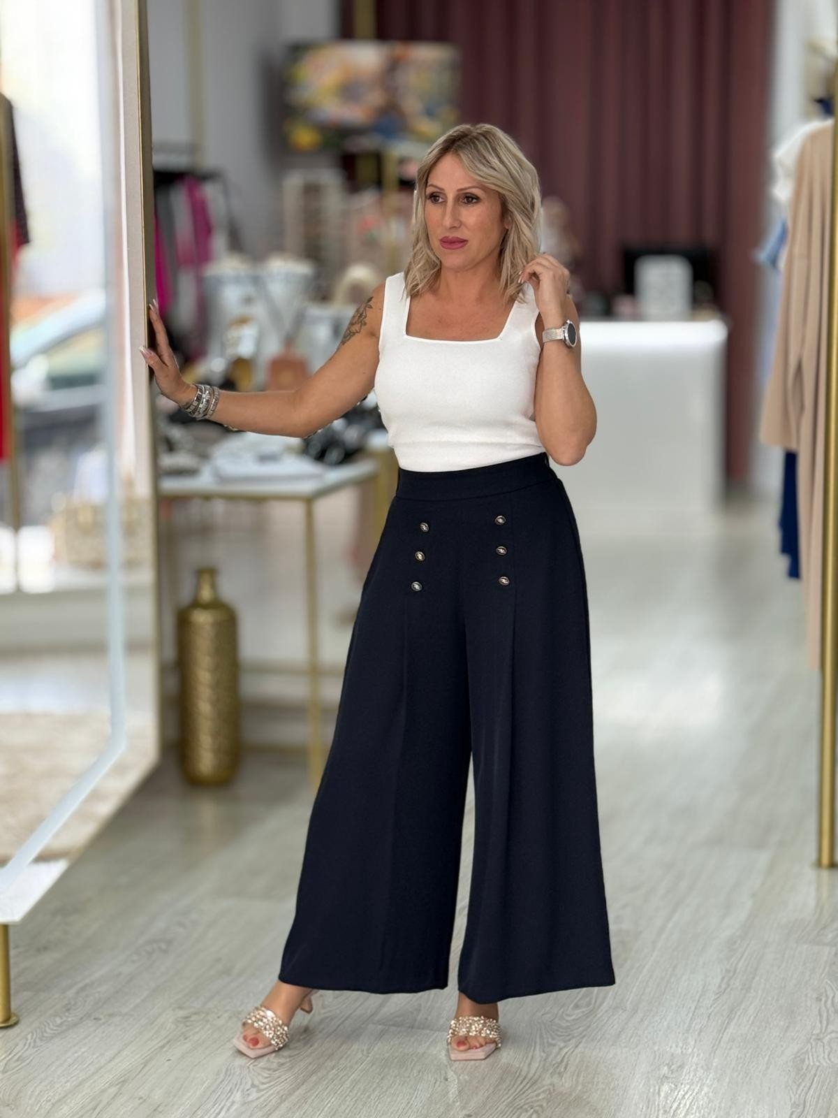 Top cropped de malha