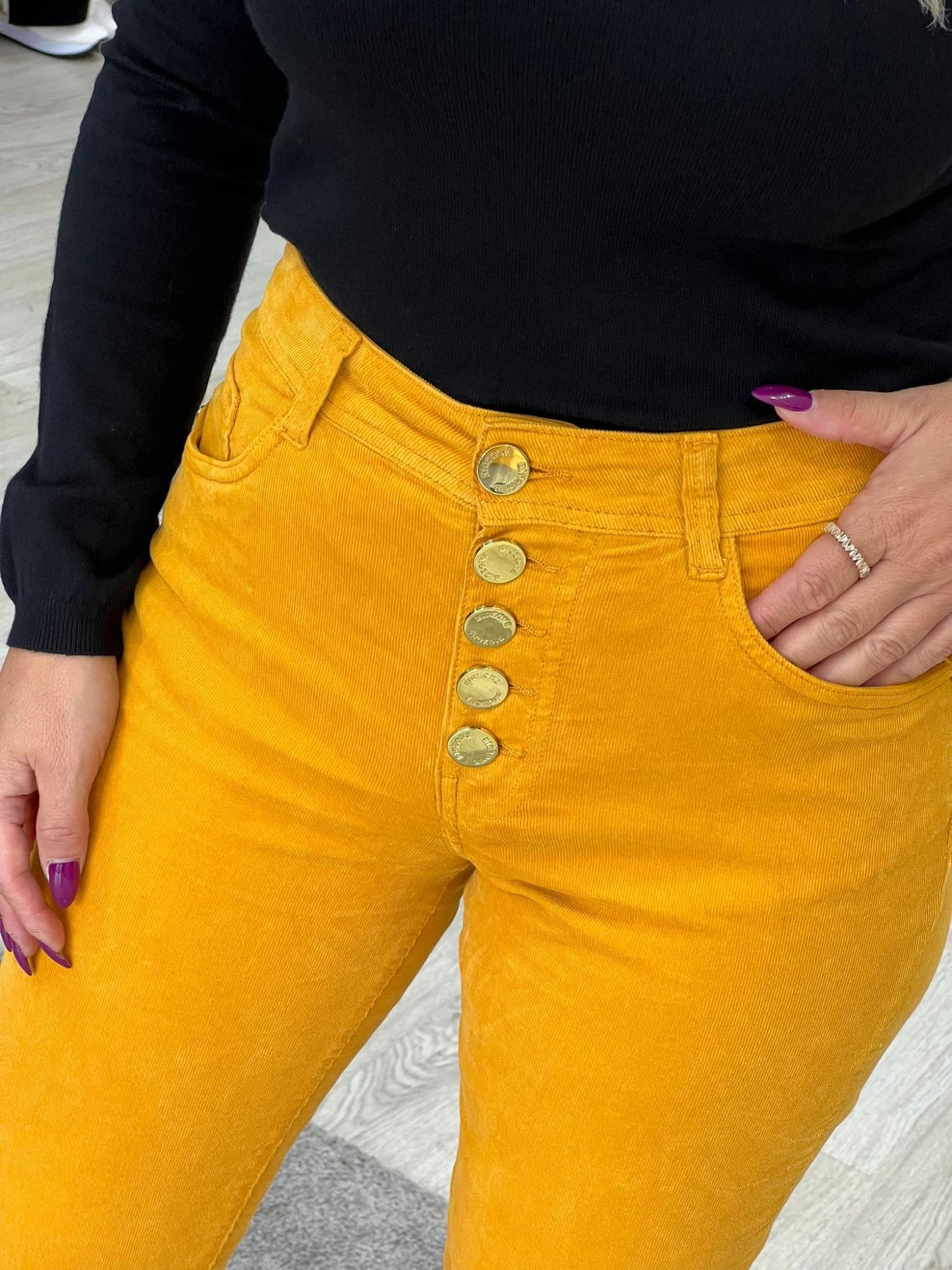 Calças de bombazine