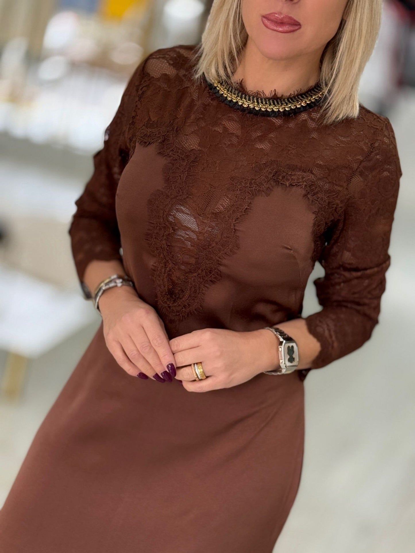 Vestido cetim com renda