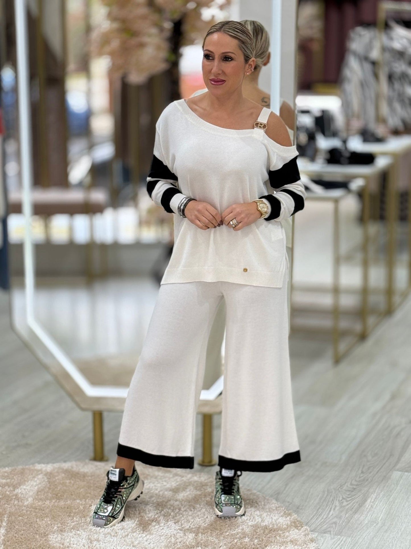 Calças com contrastes