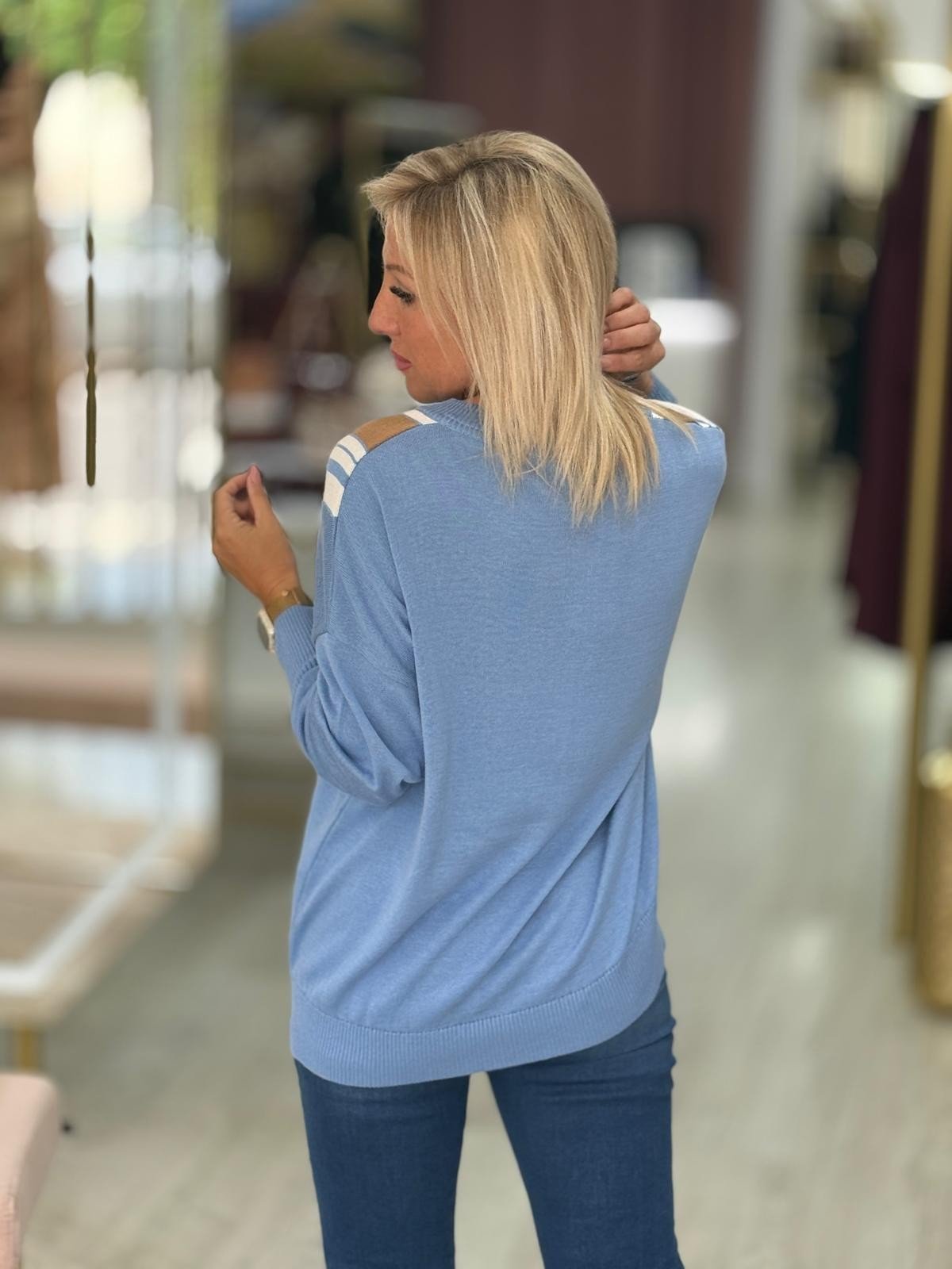 Camisola decote em v