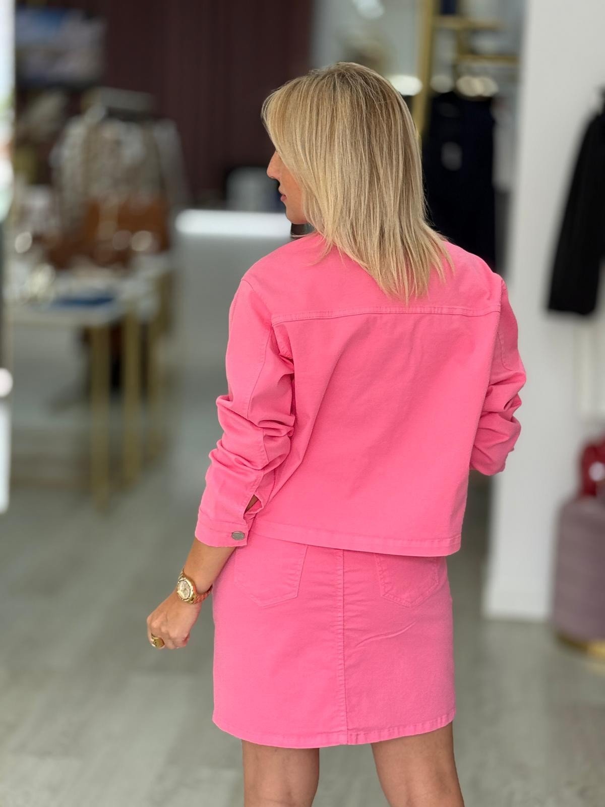 Blusão de ganga com bordado floral