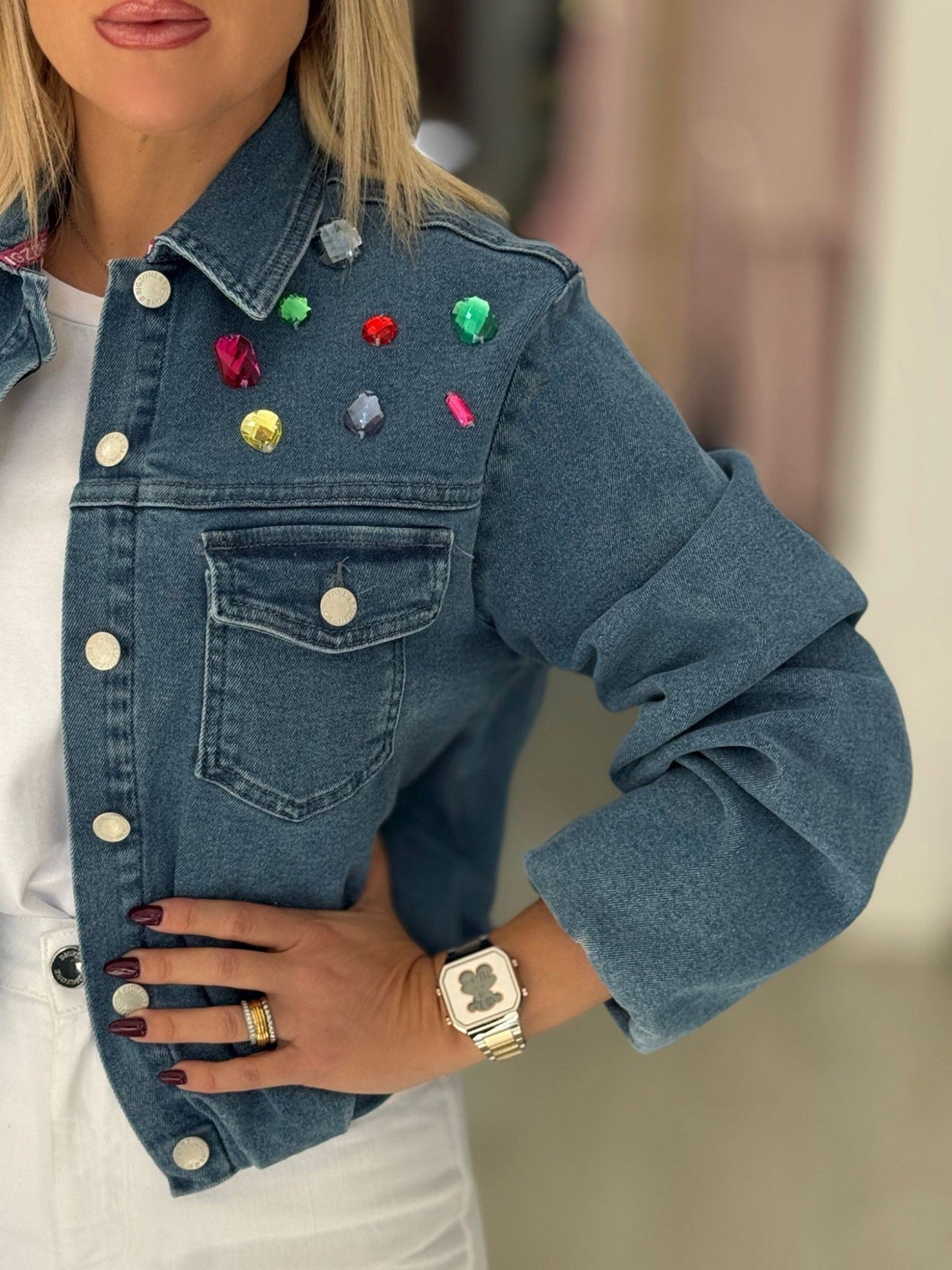 Blusão com pedraria