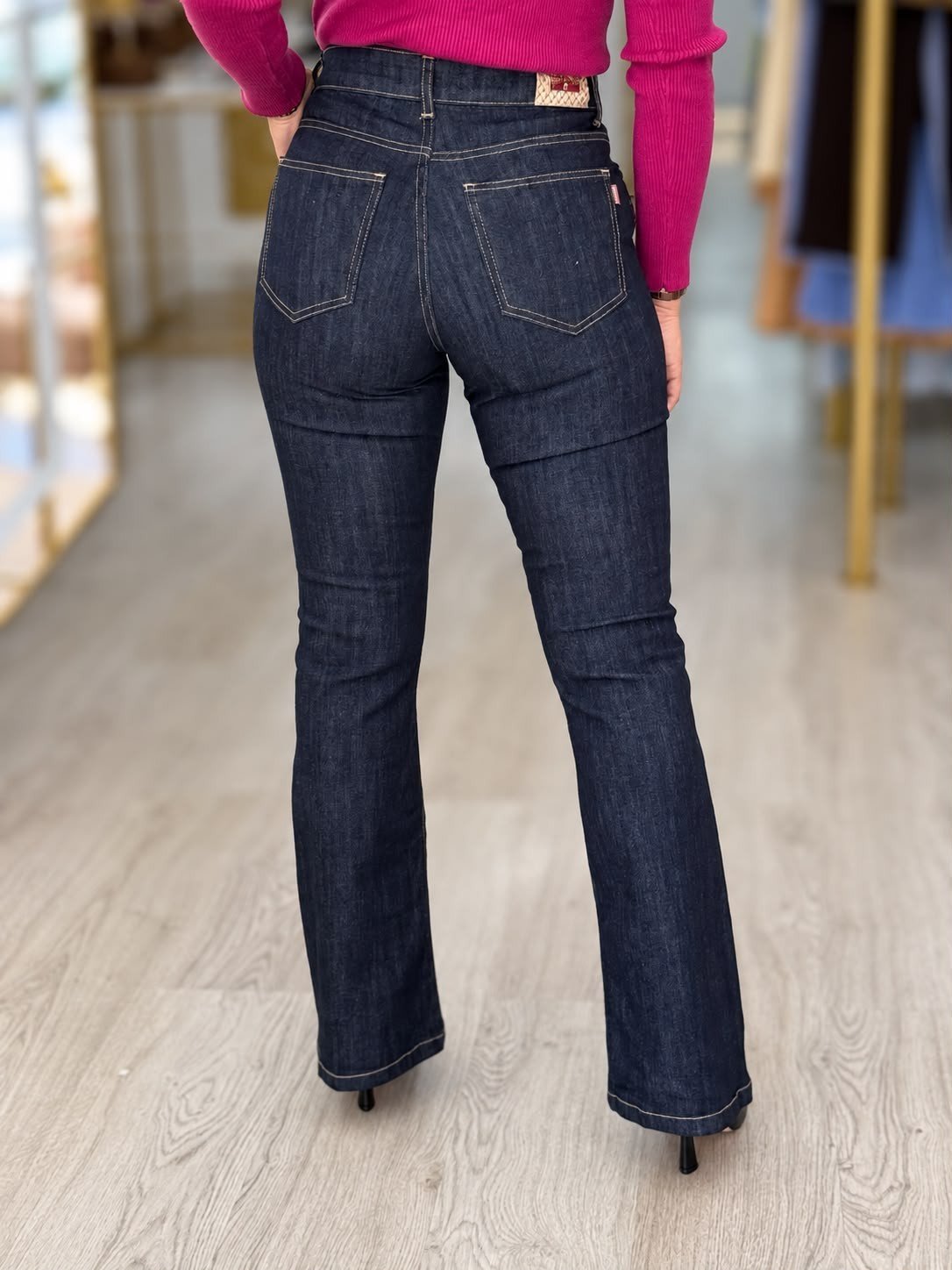 Calça Bootcut