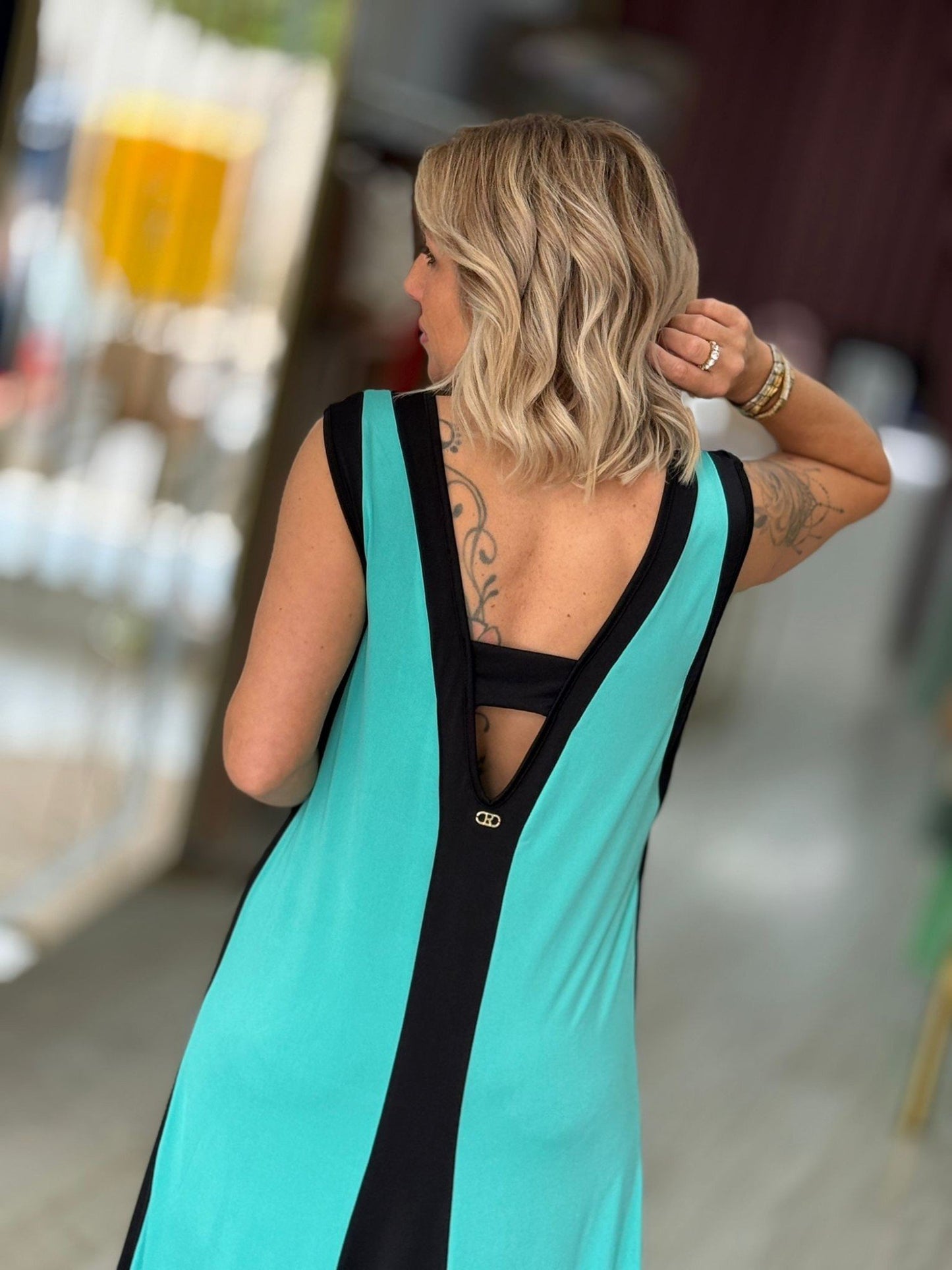 Vestido com contrastes (+ cores)