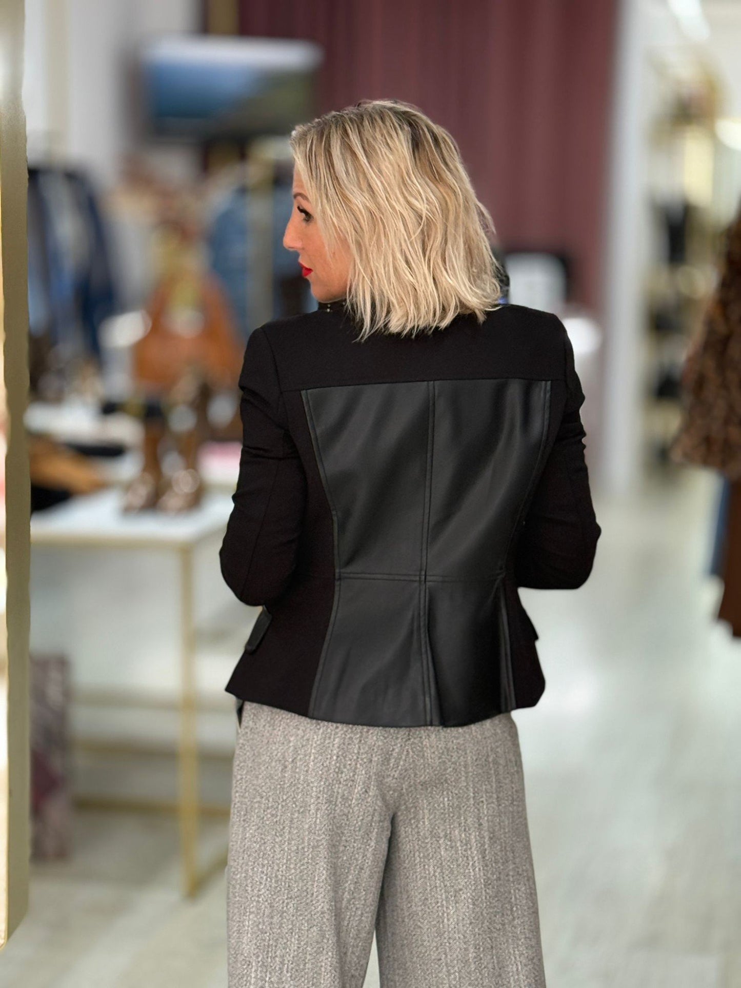 Casaco mix de tecidos