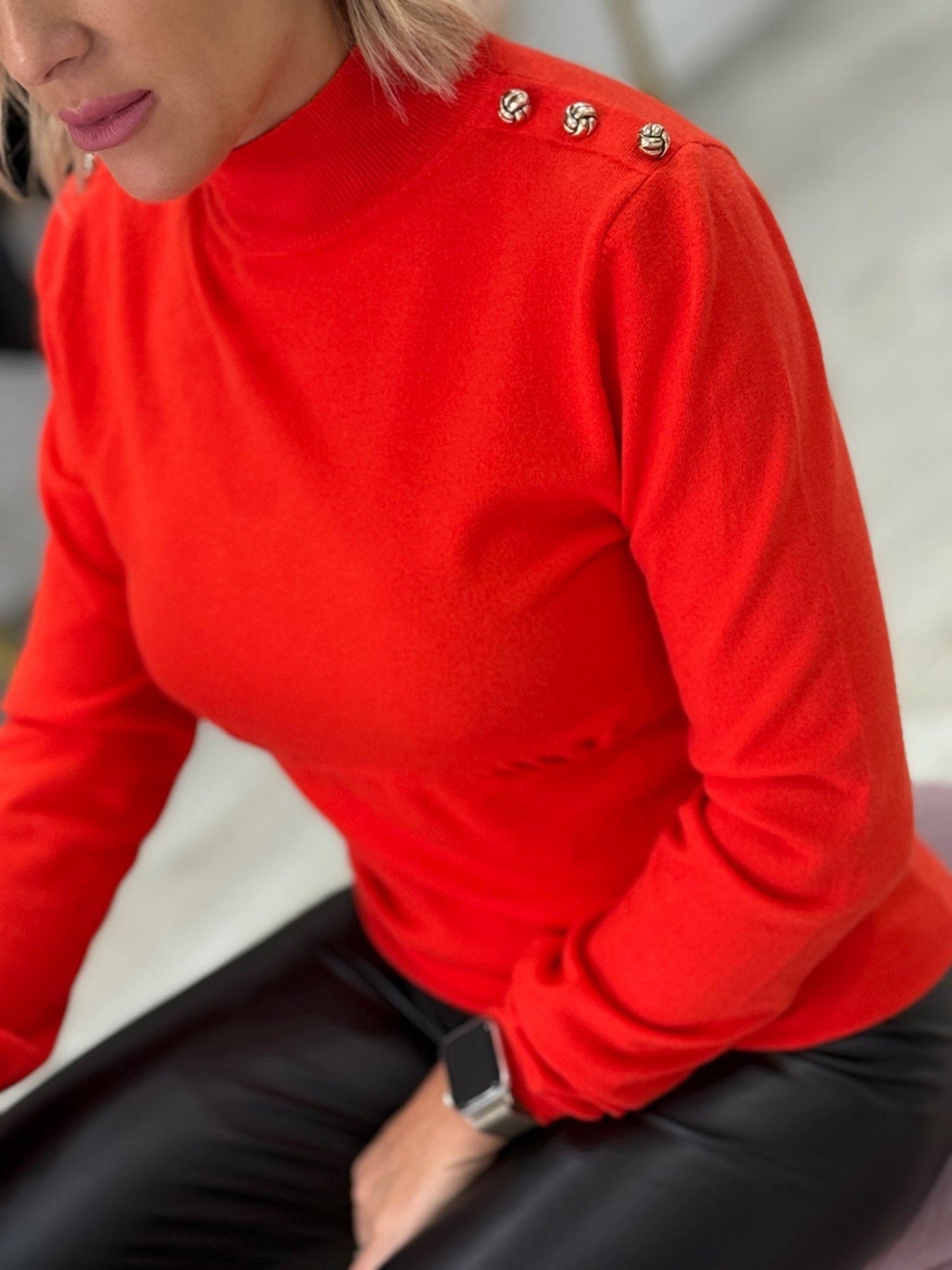 Camisola de malha meia gola