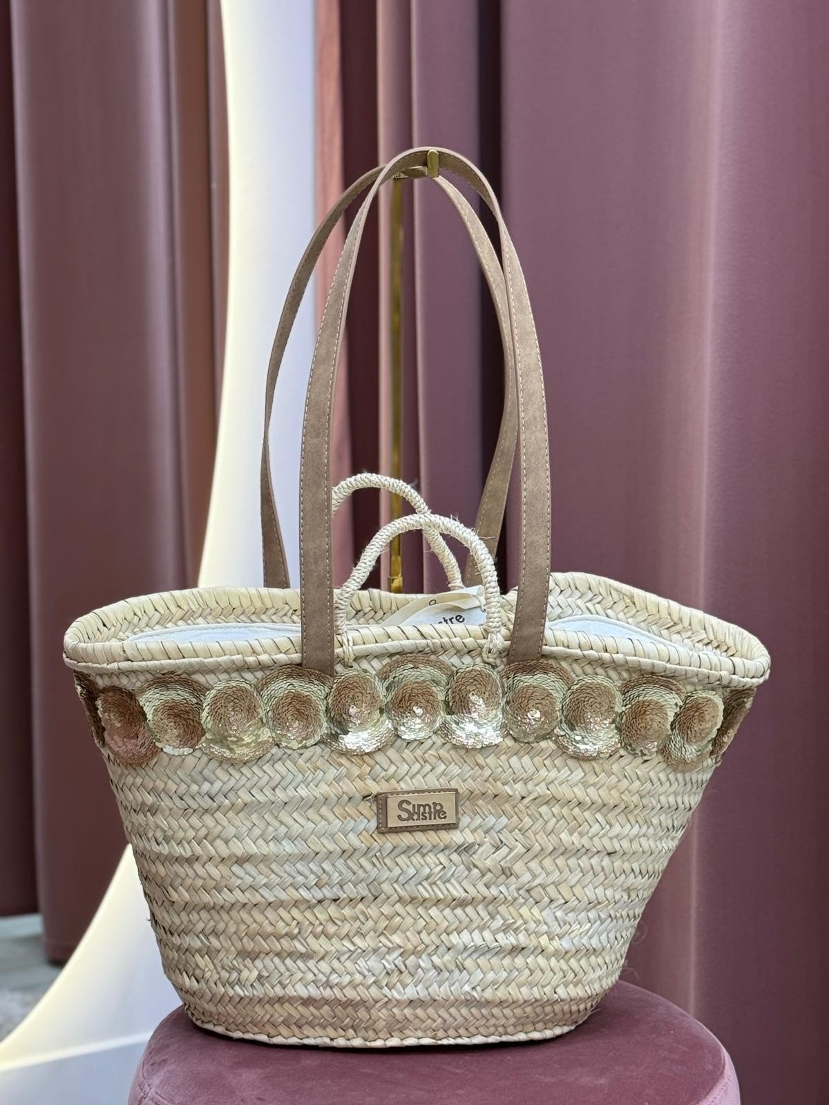 Cesta com brilhantes