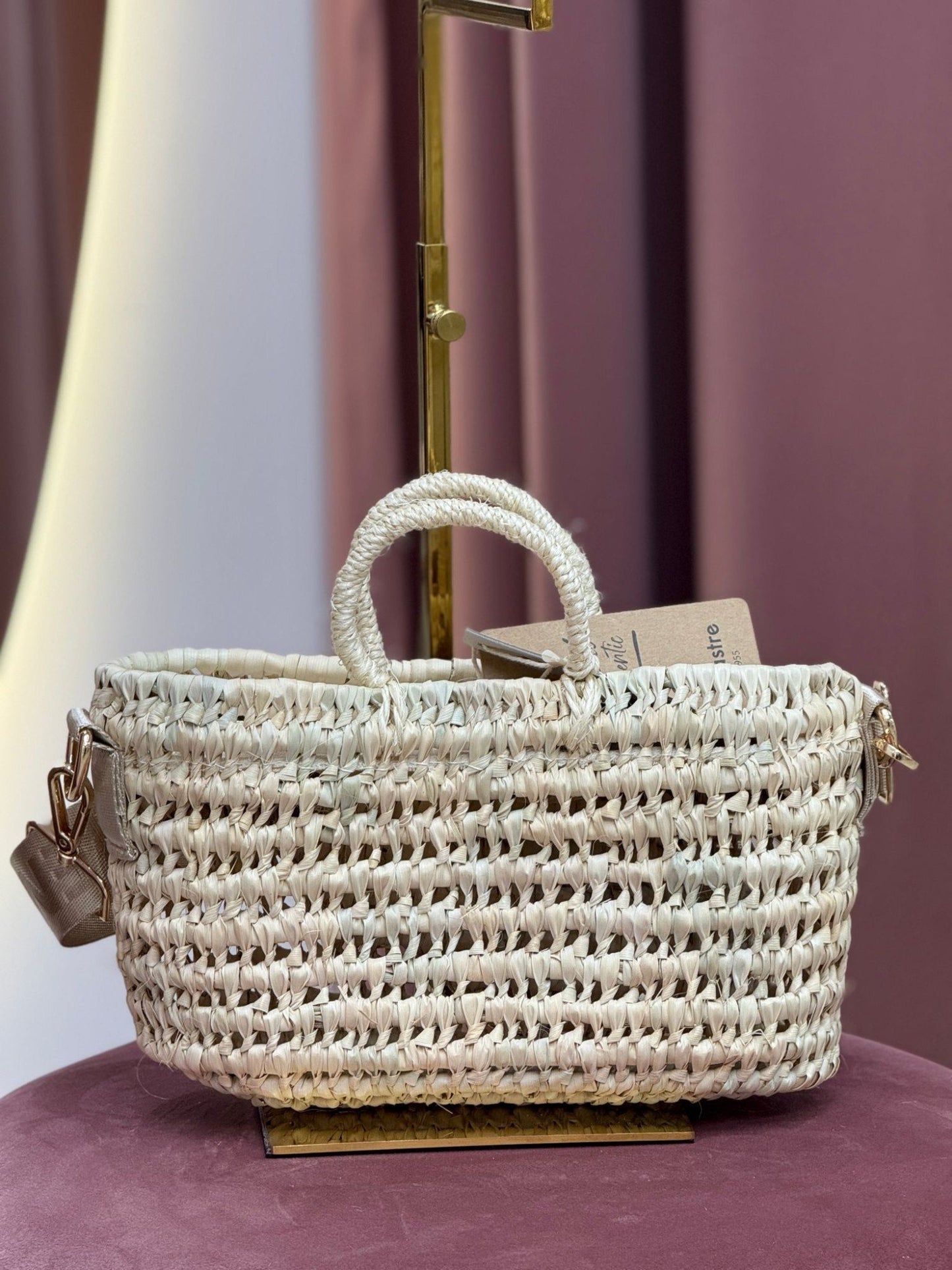 Cesta pequena
