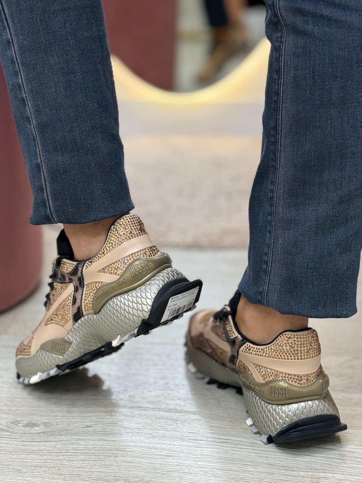 TÉNIS FLEUR GOLD LEATHER