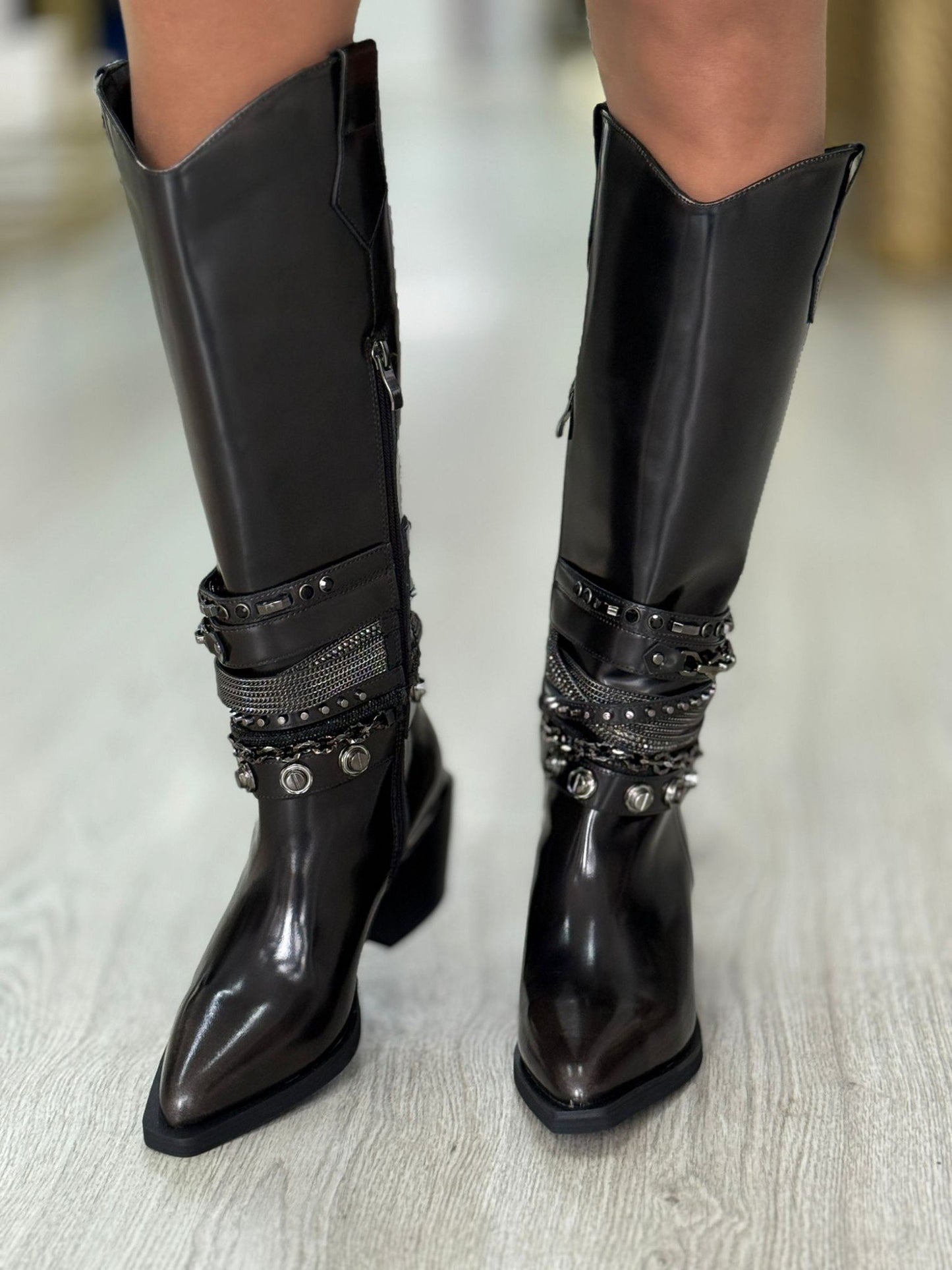 Bota cano alto