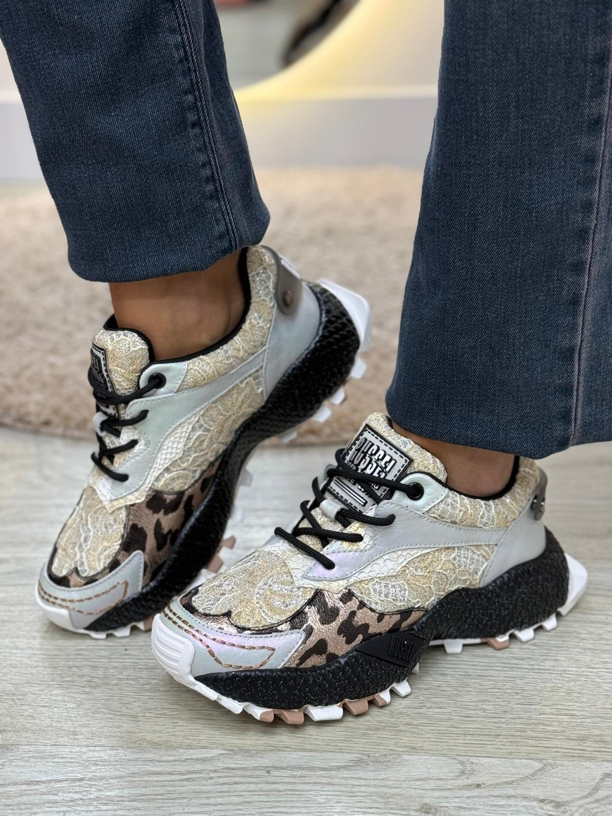 TÉNIS JANE BEIGE
