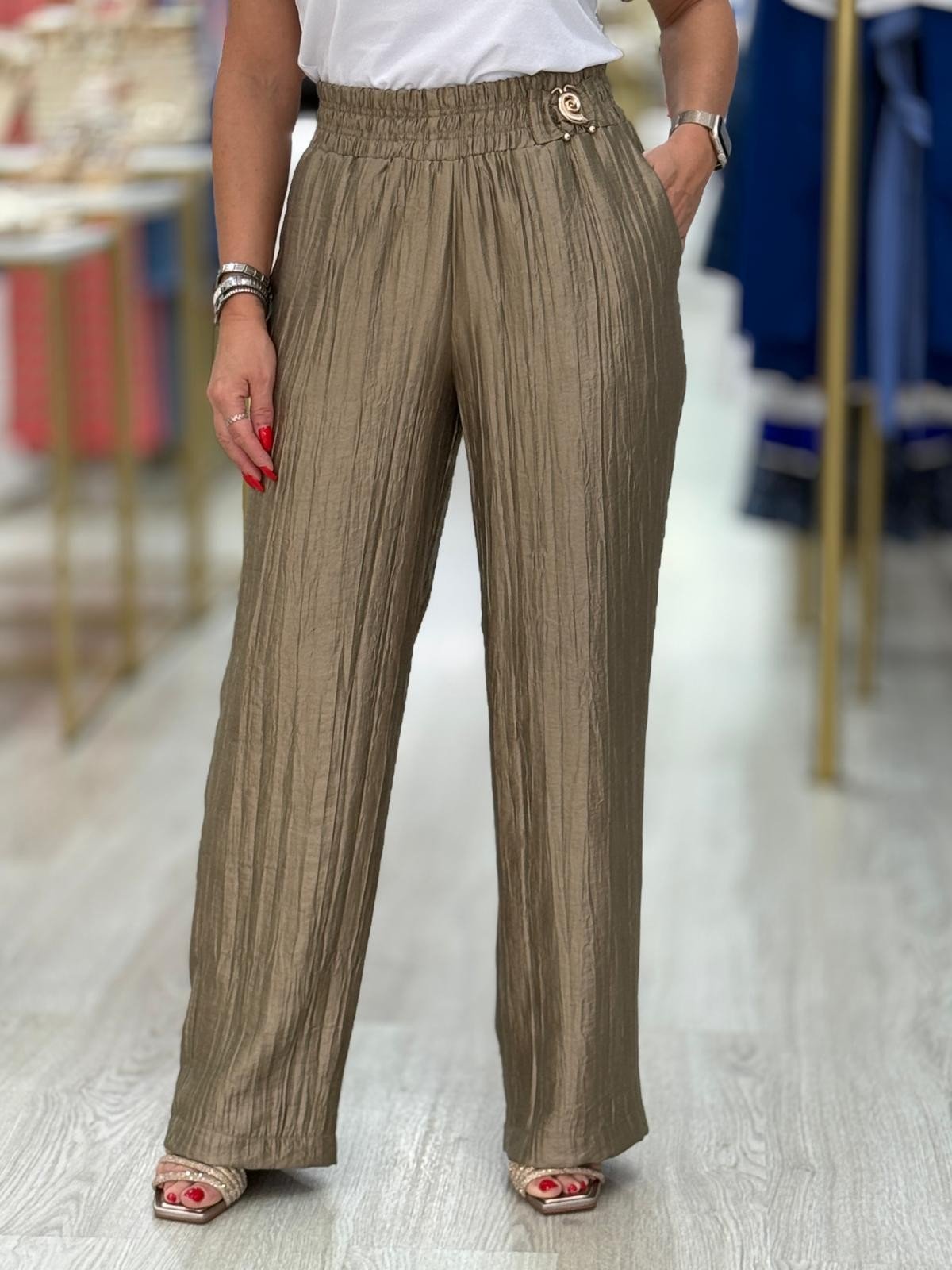 Pantalona plissada