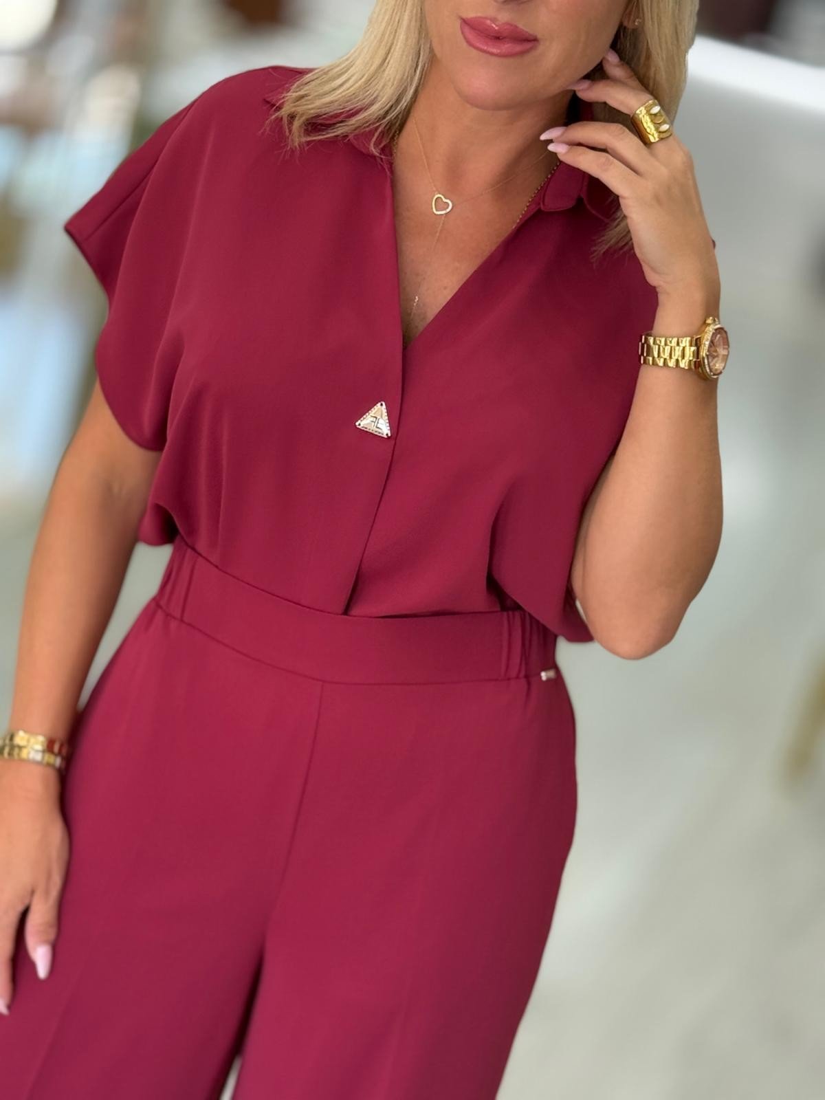 Calça wide leg em tecido fluido