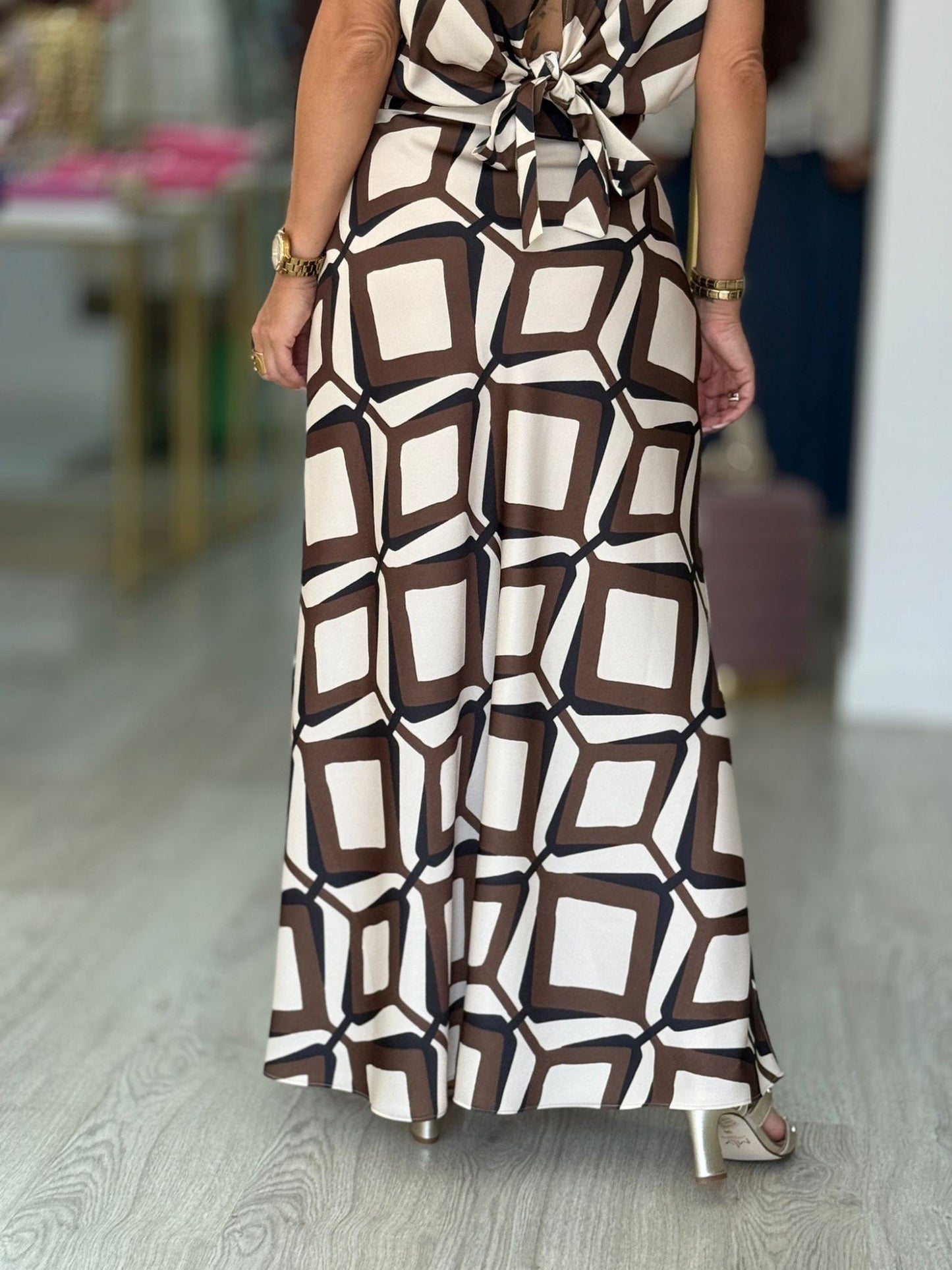 Saia acetinada comprida estampada