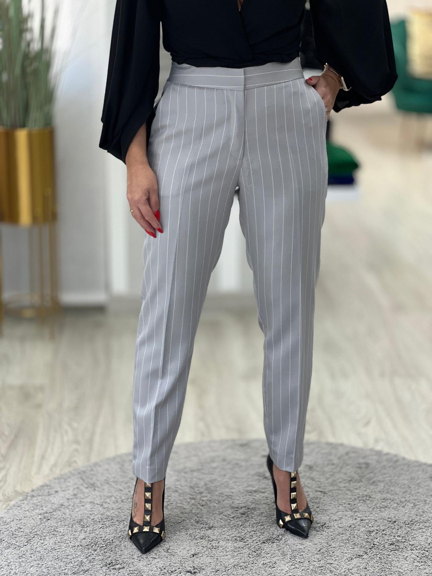 Calça clássica de riscas