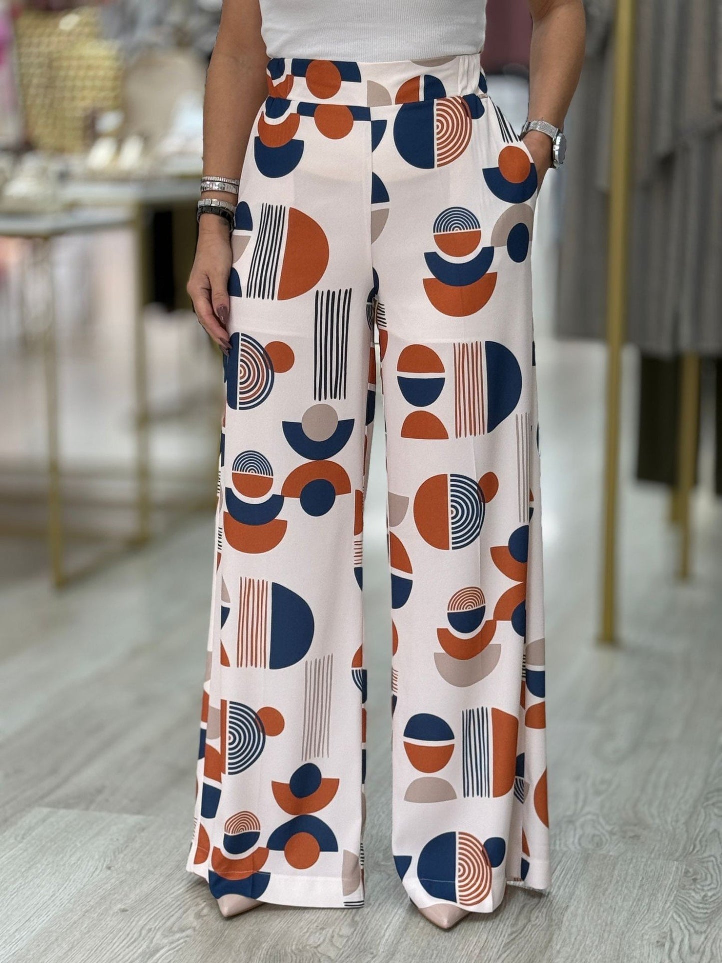 Calça pantalona estampada