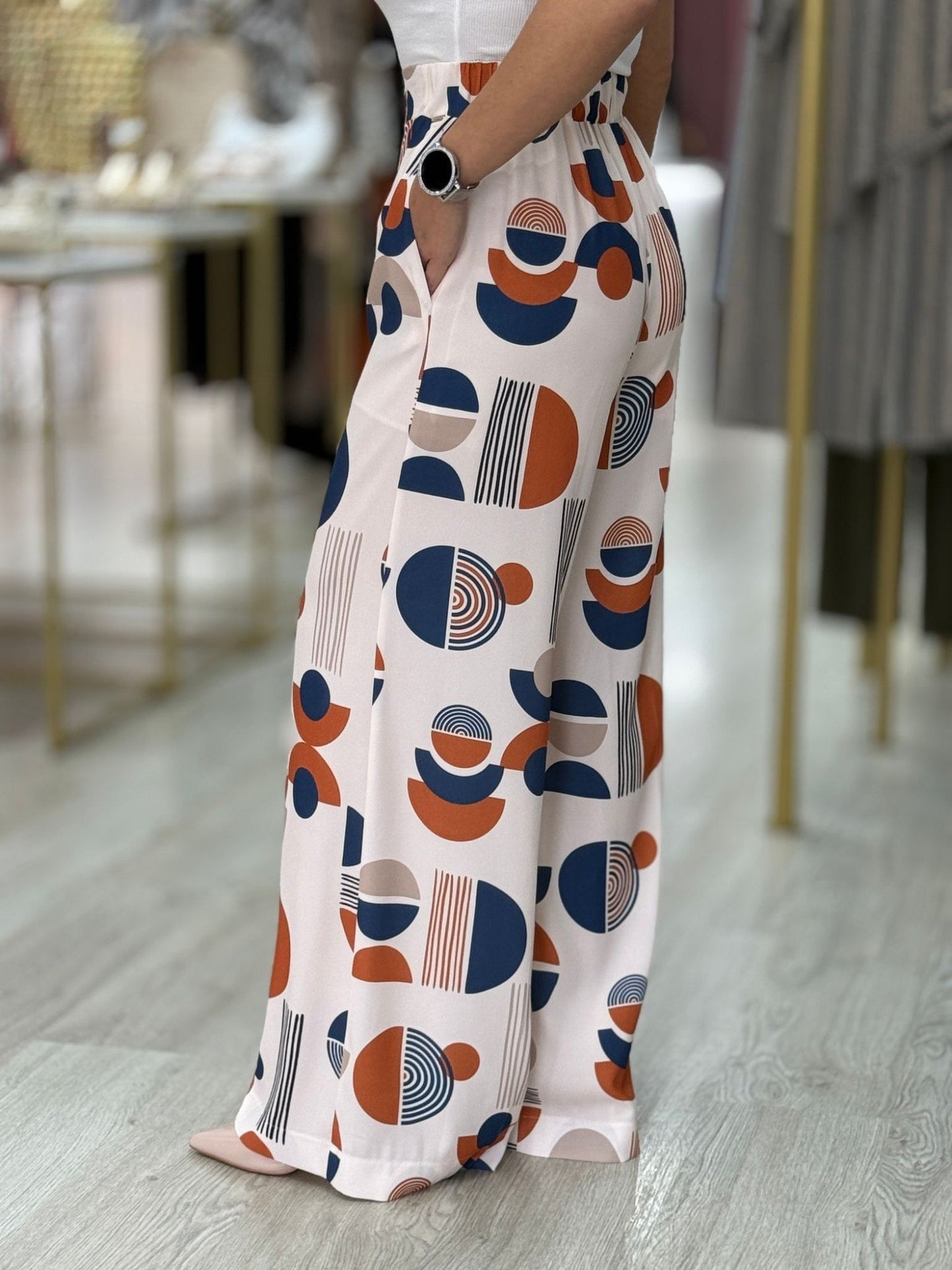 Calça pantalona estampada