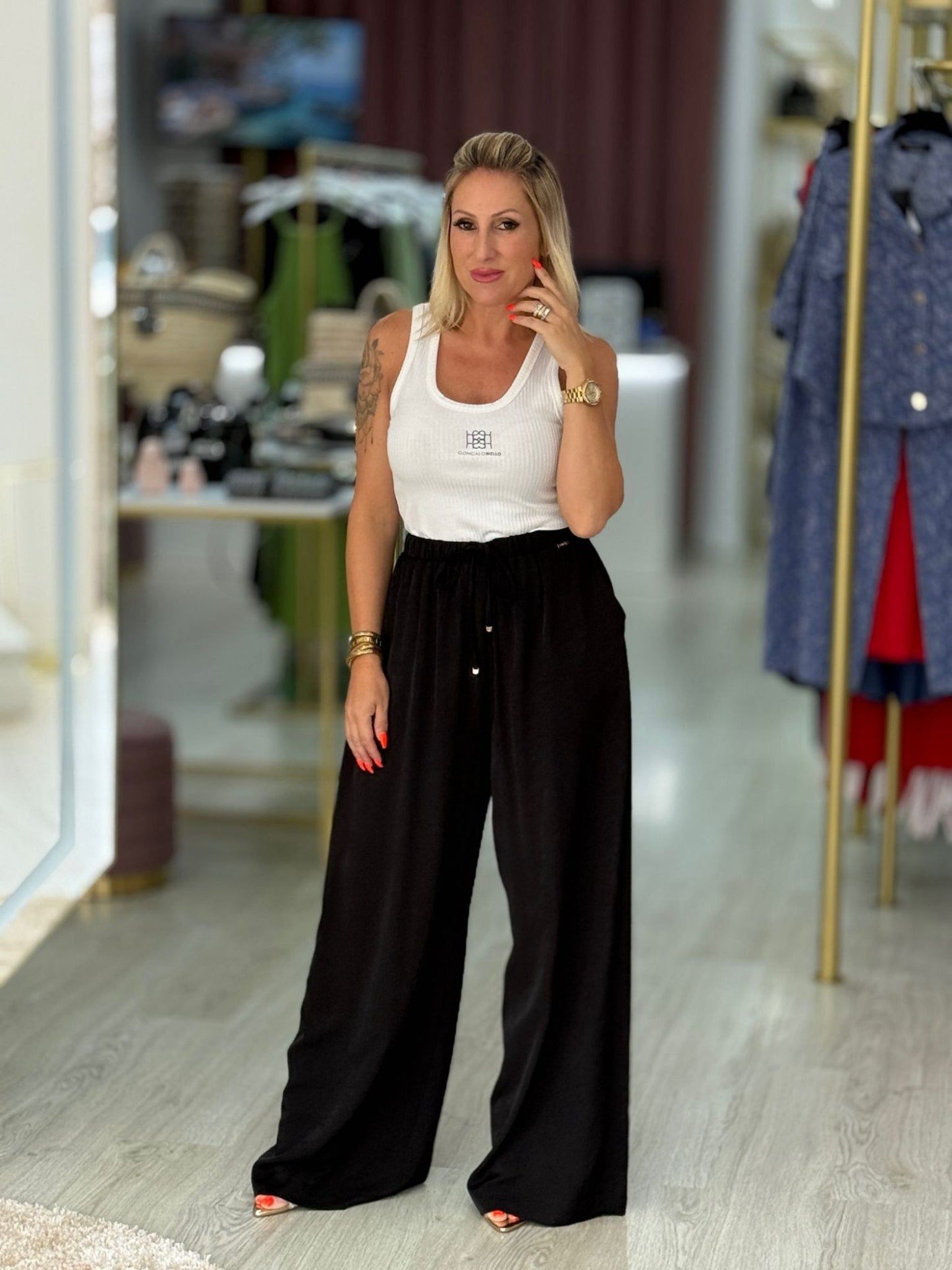 Calça wide leg