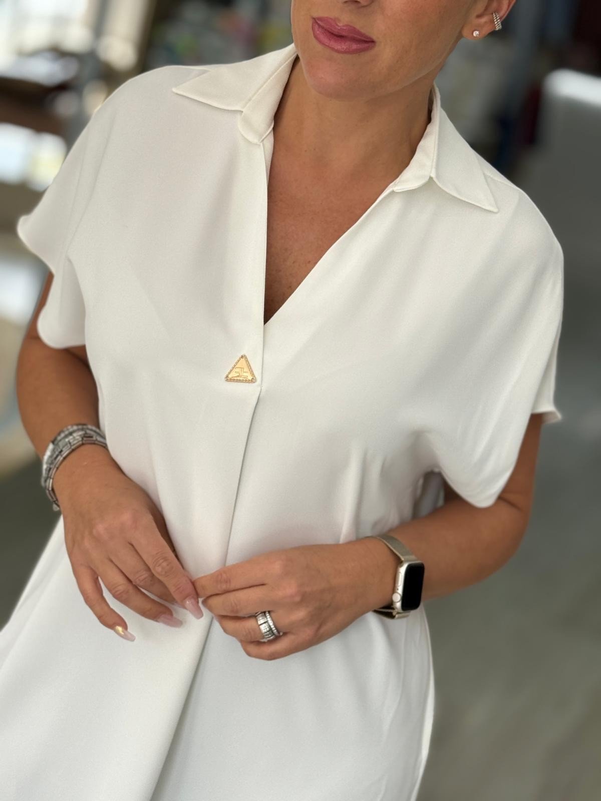 Blusa fluída com chapa metálica