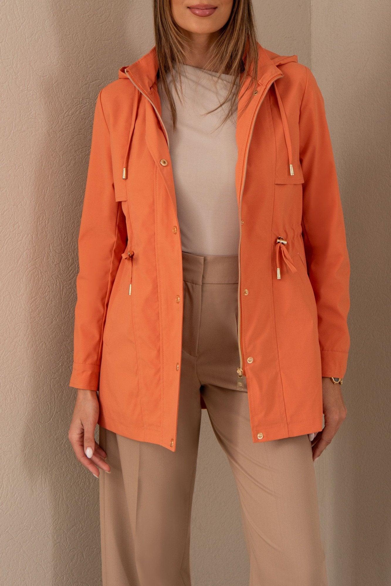 Parka com capuz (+ cores)