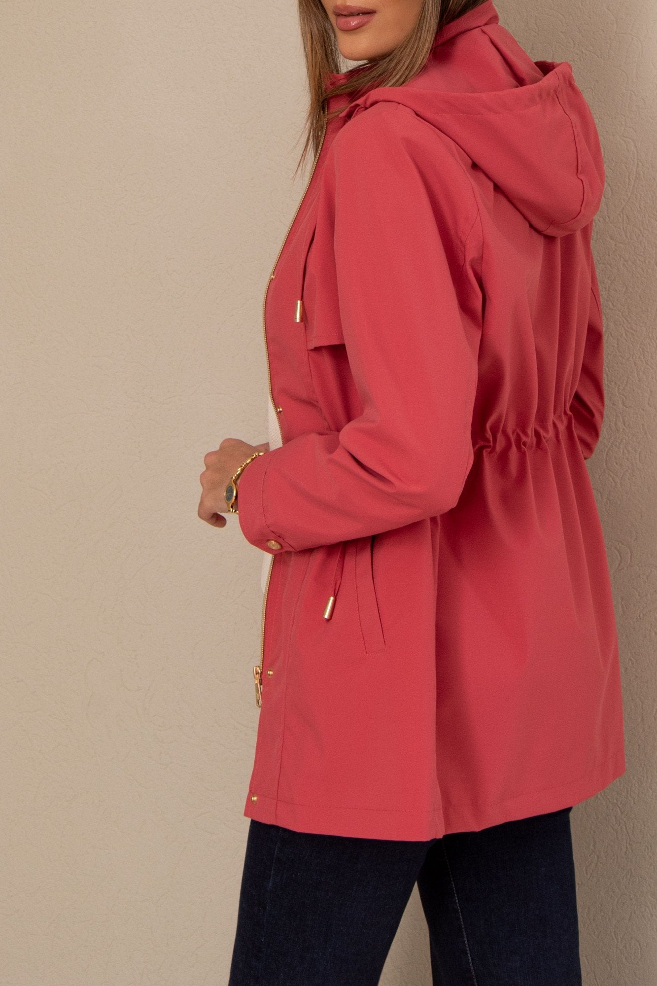 Parka com capuz (+ cores)