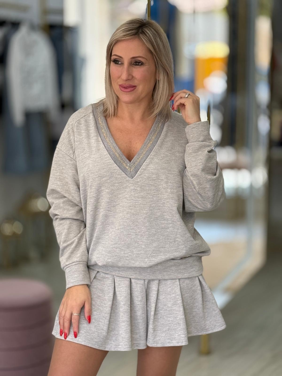 CAMISOLA MACIA COM DECOTE EM V