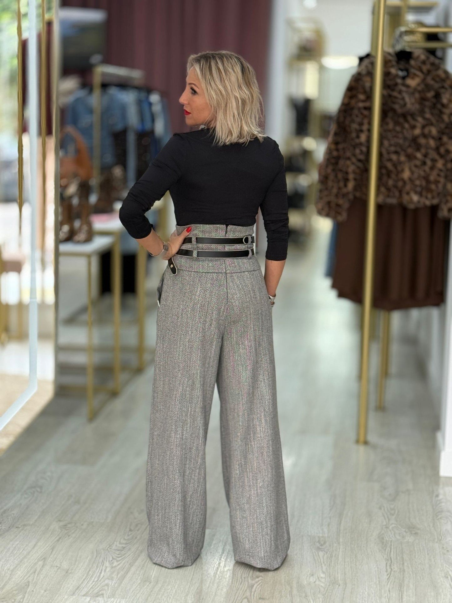 Calças em Espinha de Peixe com Cinto