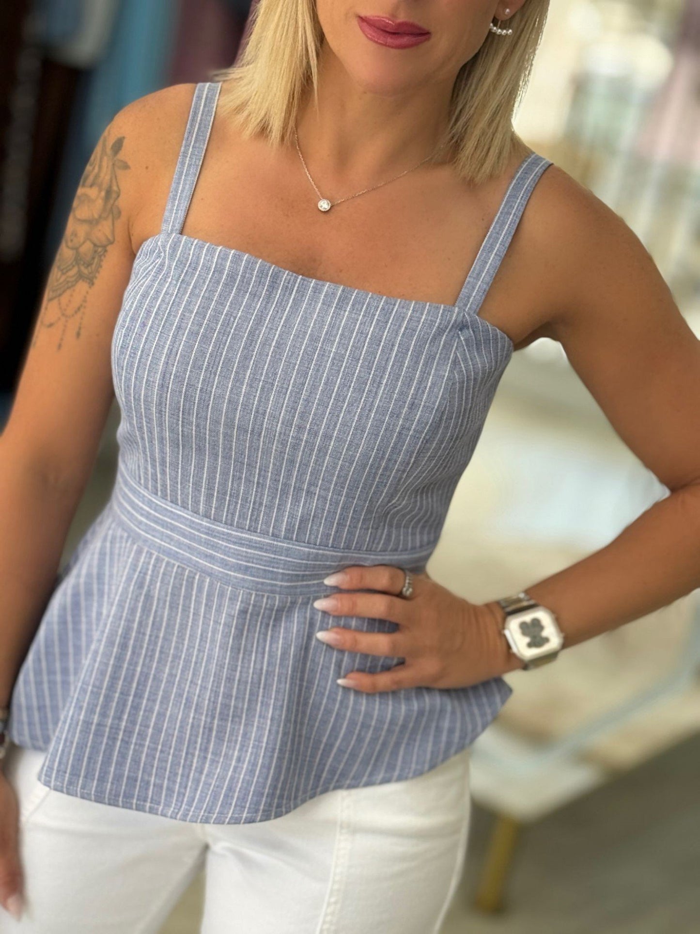 Top Peplum com Riscas e Alças Removíveis