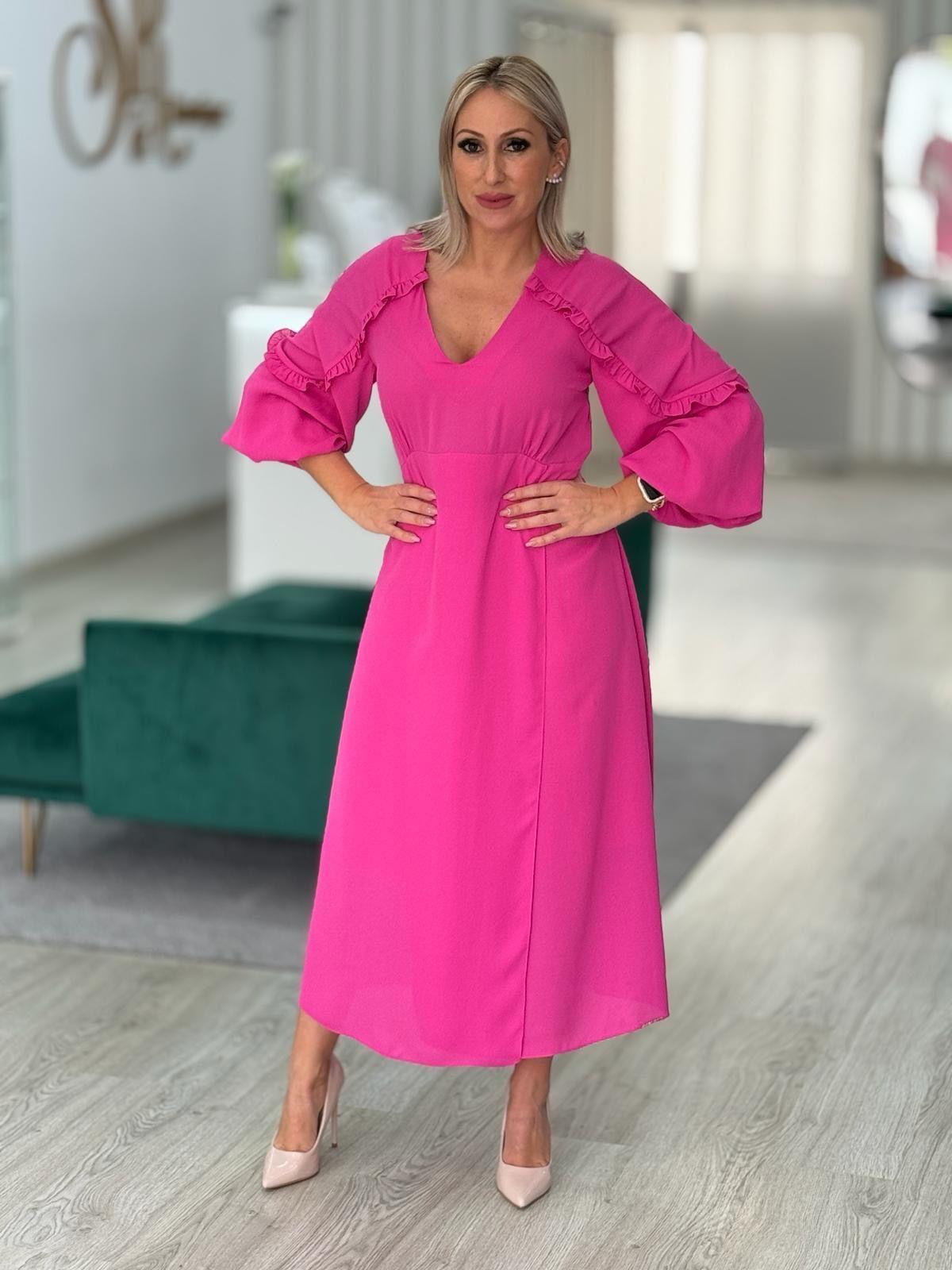 Vestido comprido com folhos