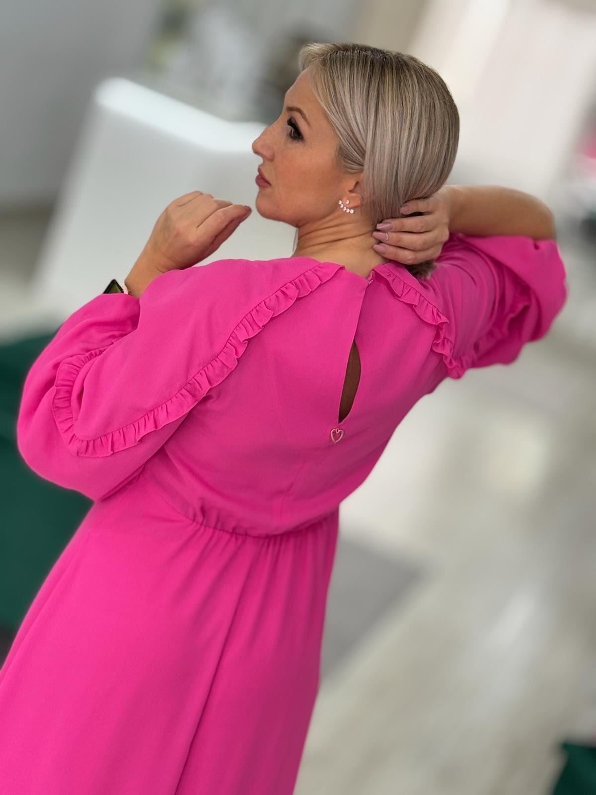 Vestido comprido com folhos