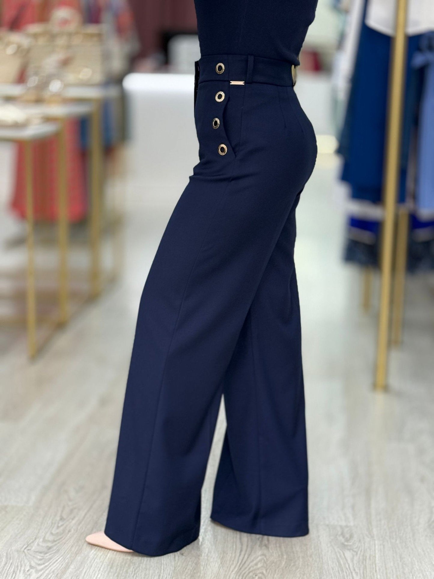 Calça Pantalona de cintura subida