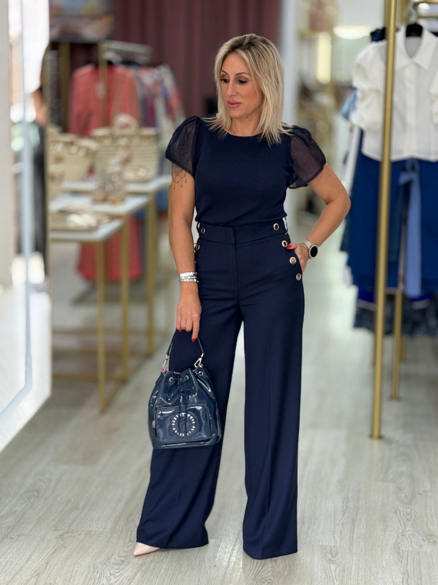 Calça Pantalona de cintura subida