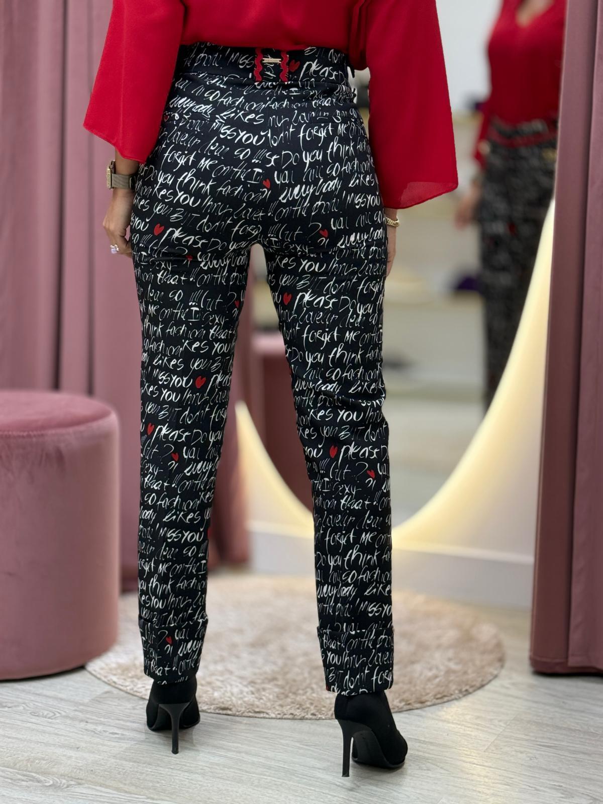 Calça clássica love