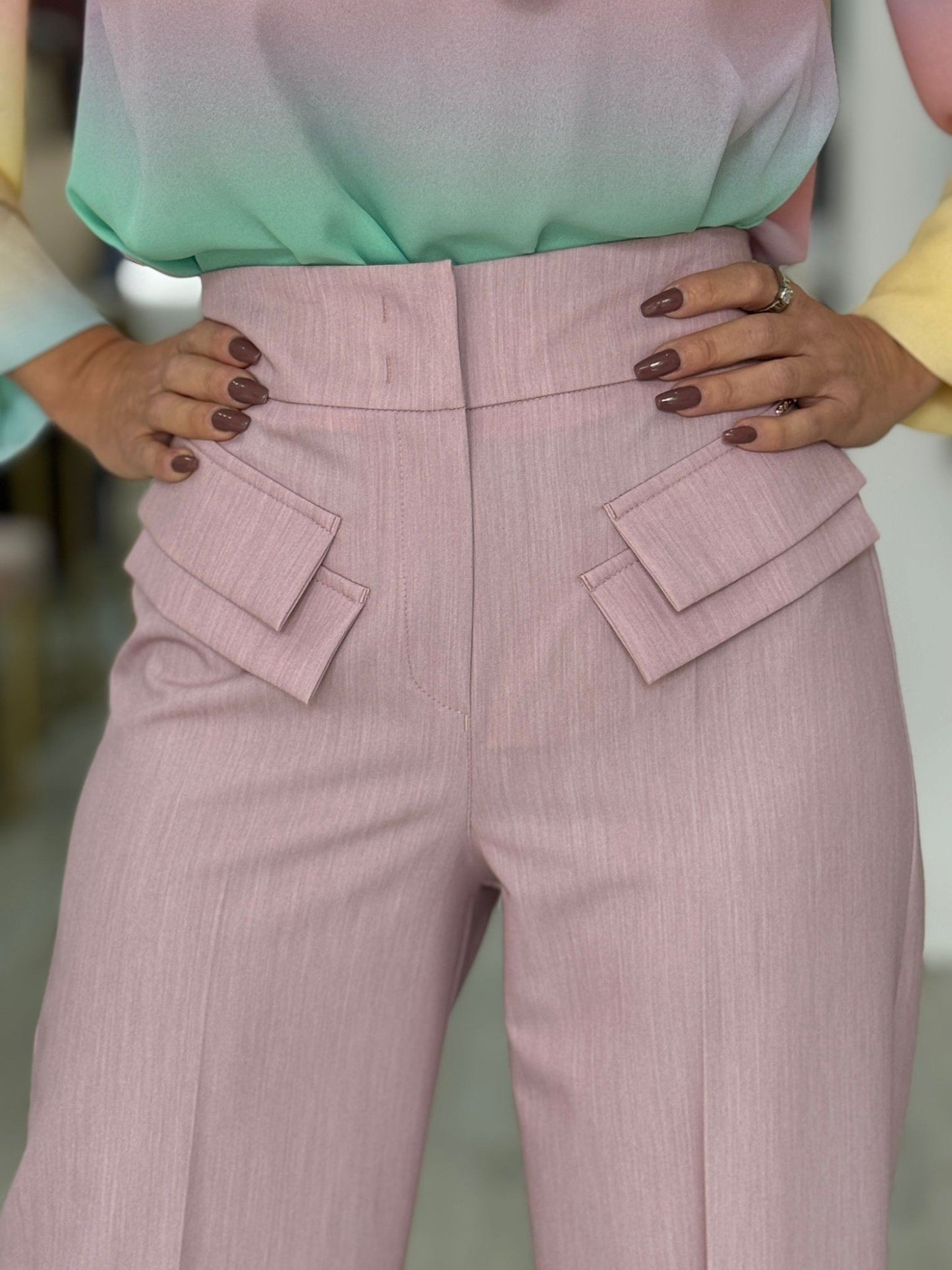 Calças rosa velho pala dupla