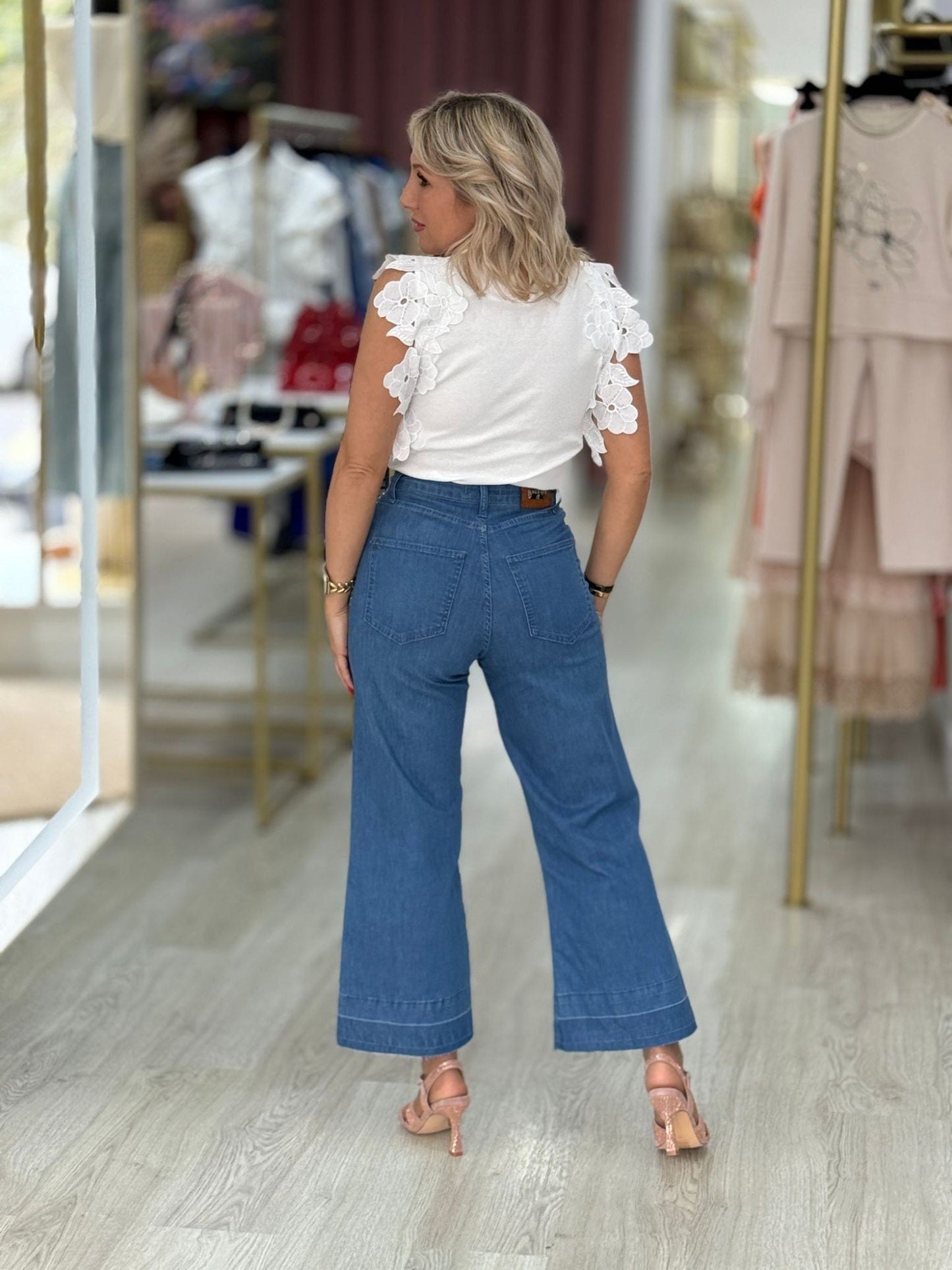 T-shirt com renda (+ cores)