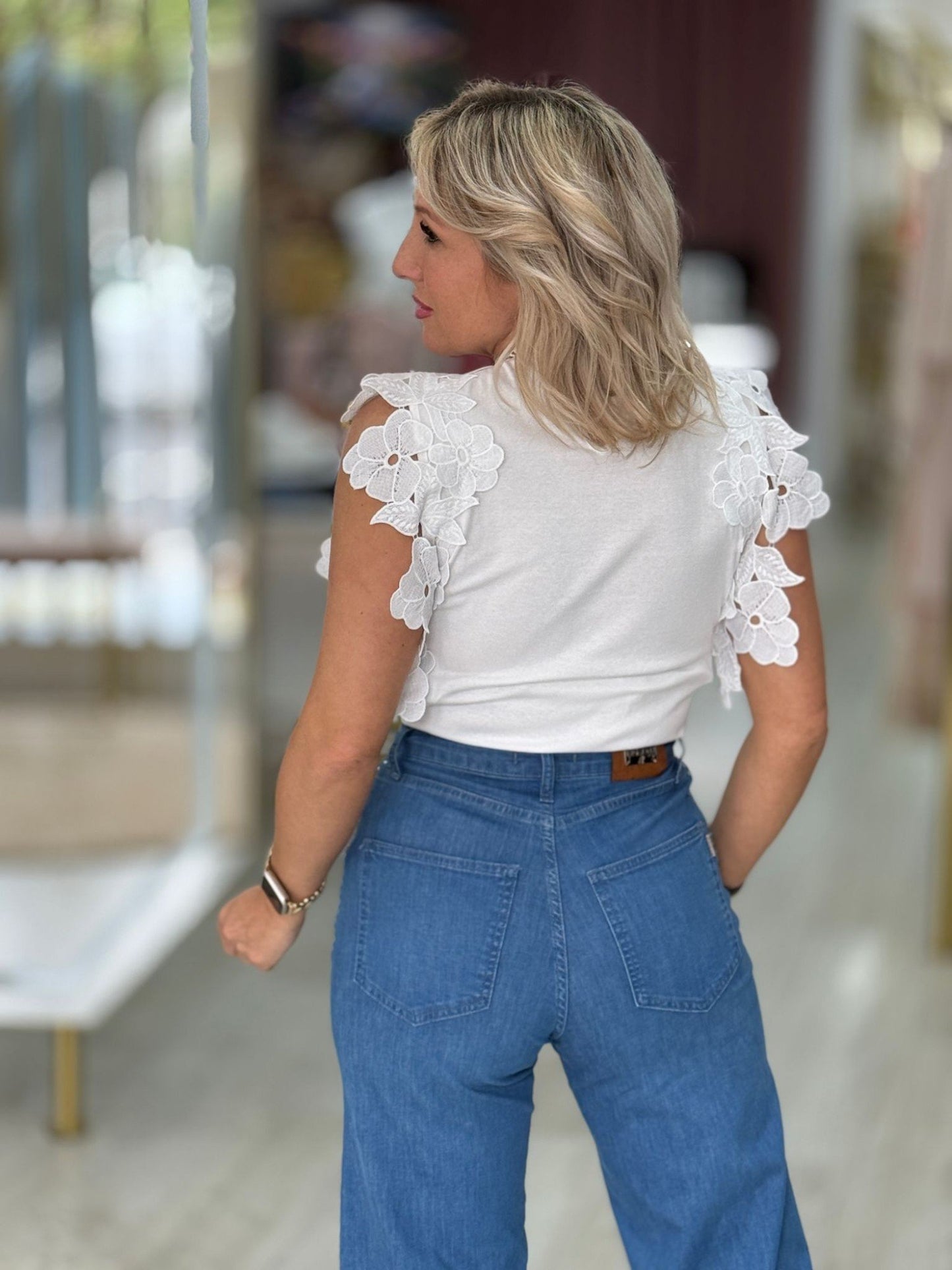 T-shirt com renda (+ cores)