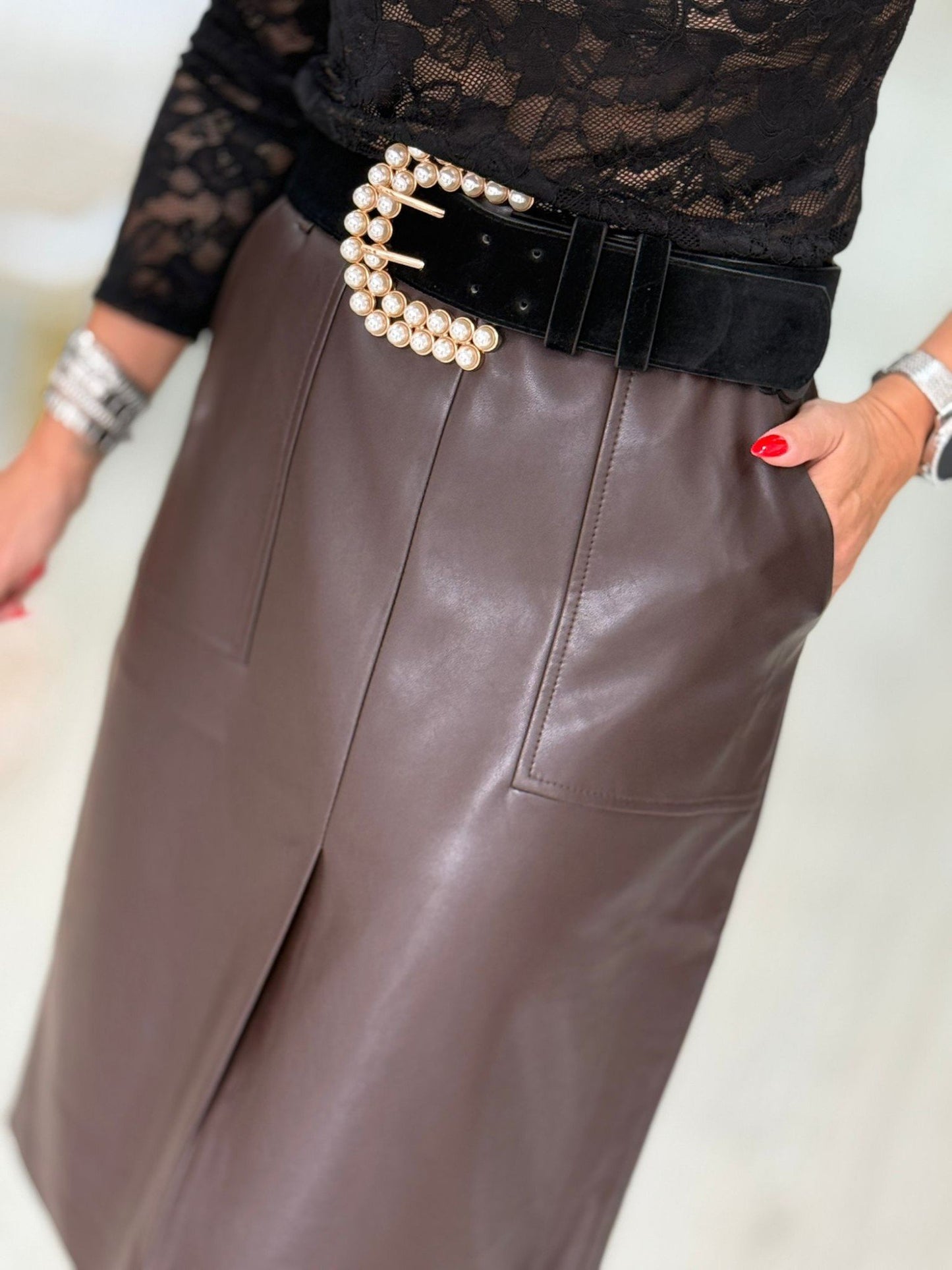 Cinto largo pérolas