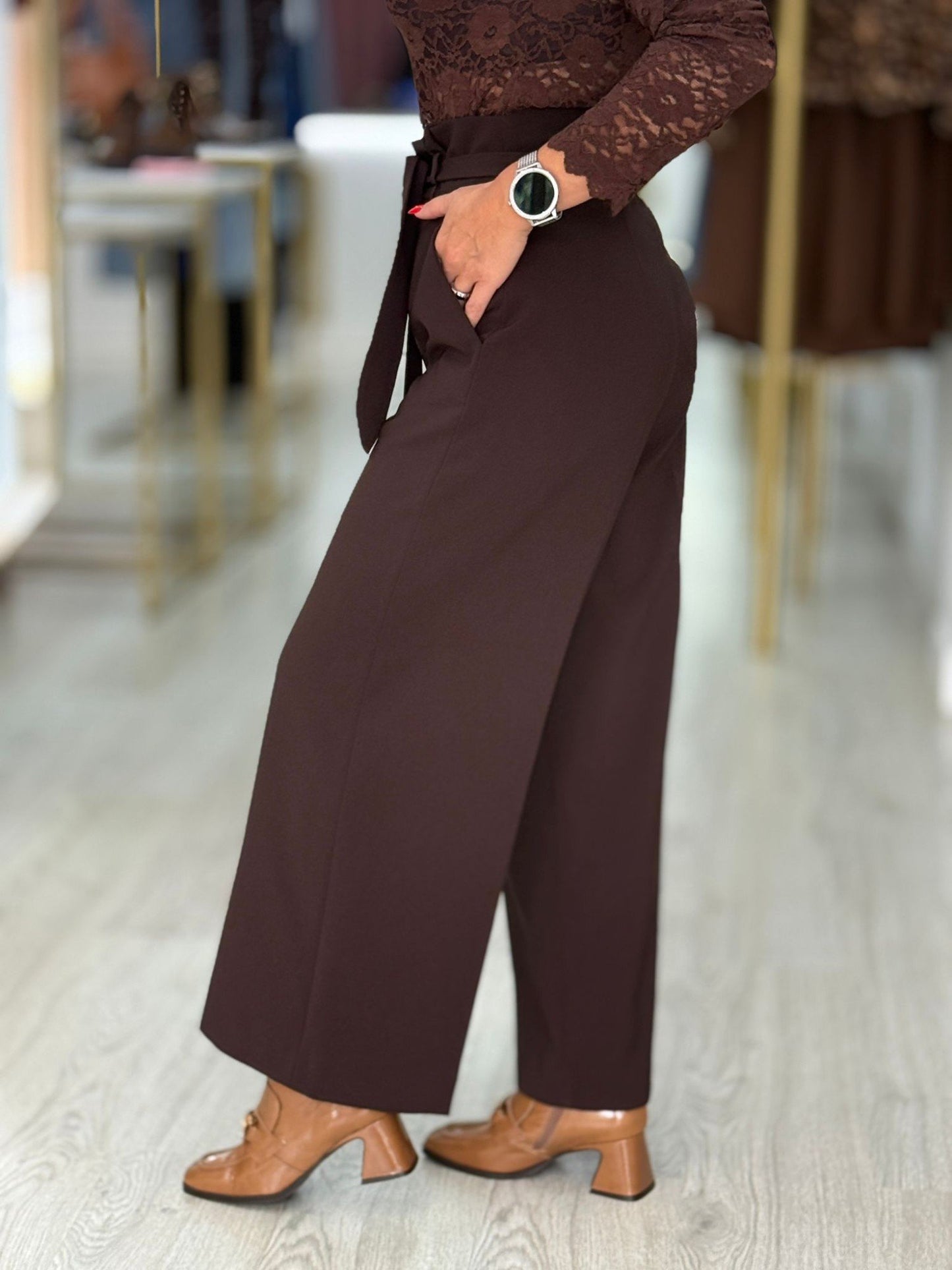 Calça culotte clássica com cinto (+ cores)