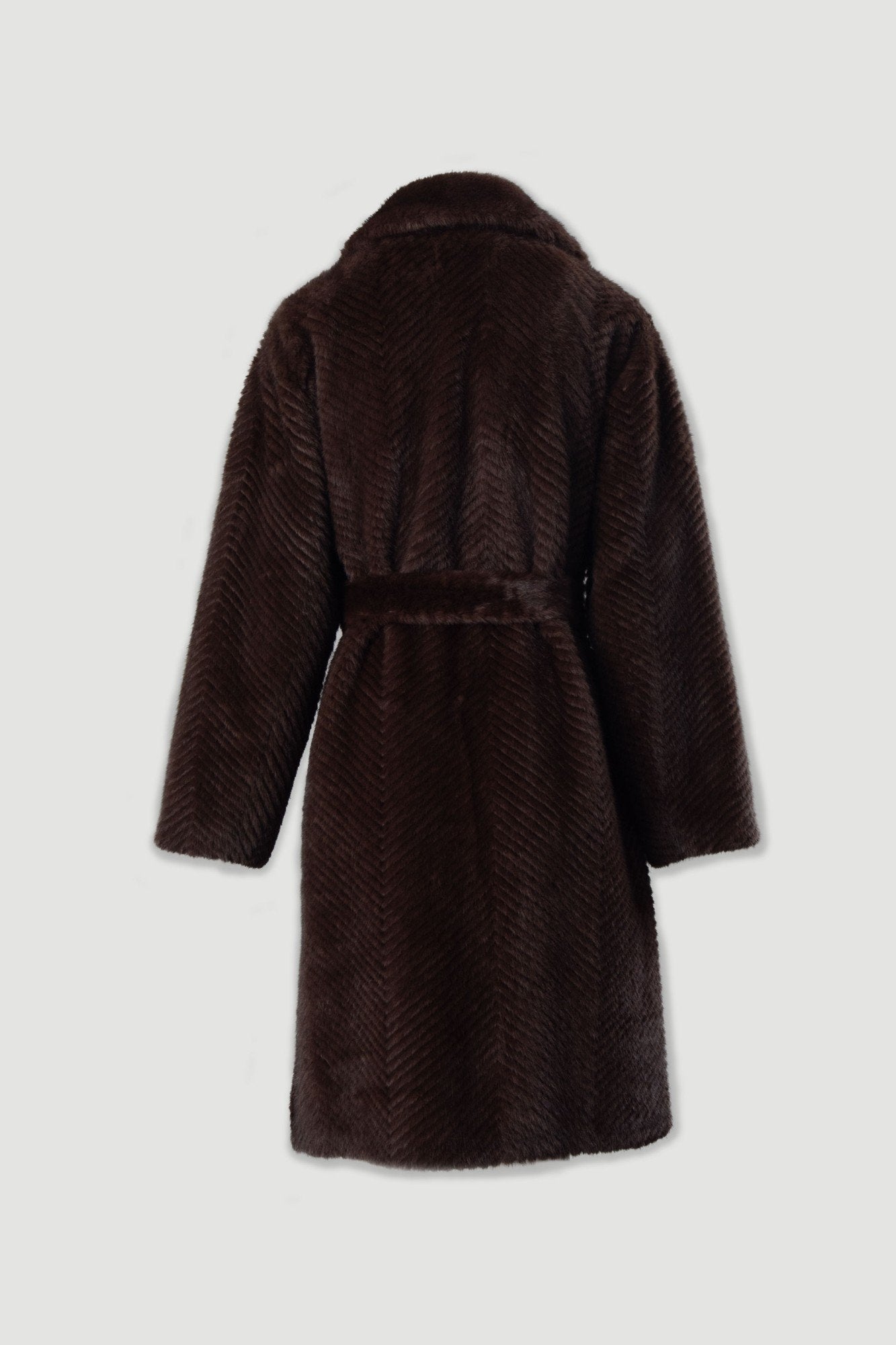 Casaco de pelo comprido com cinto