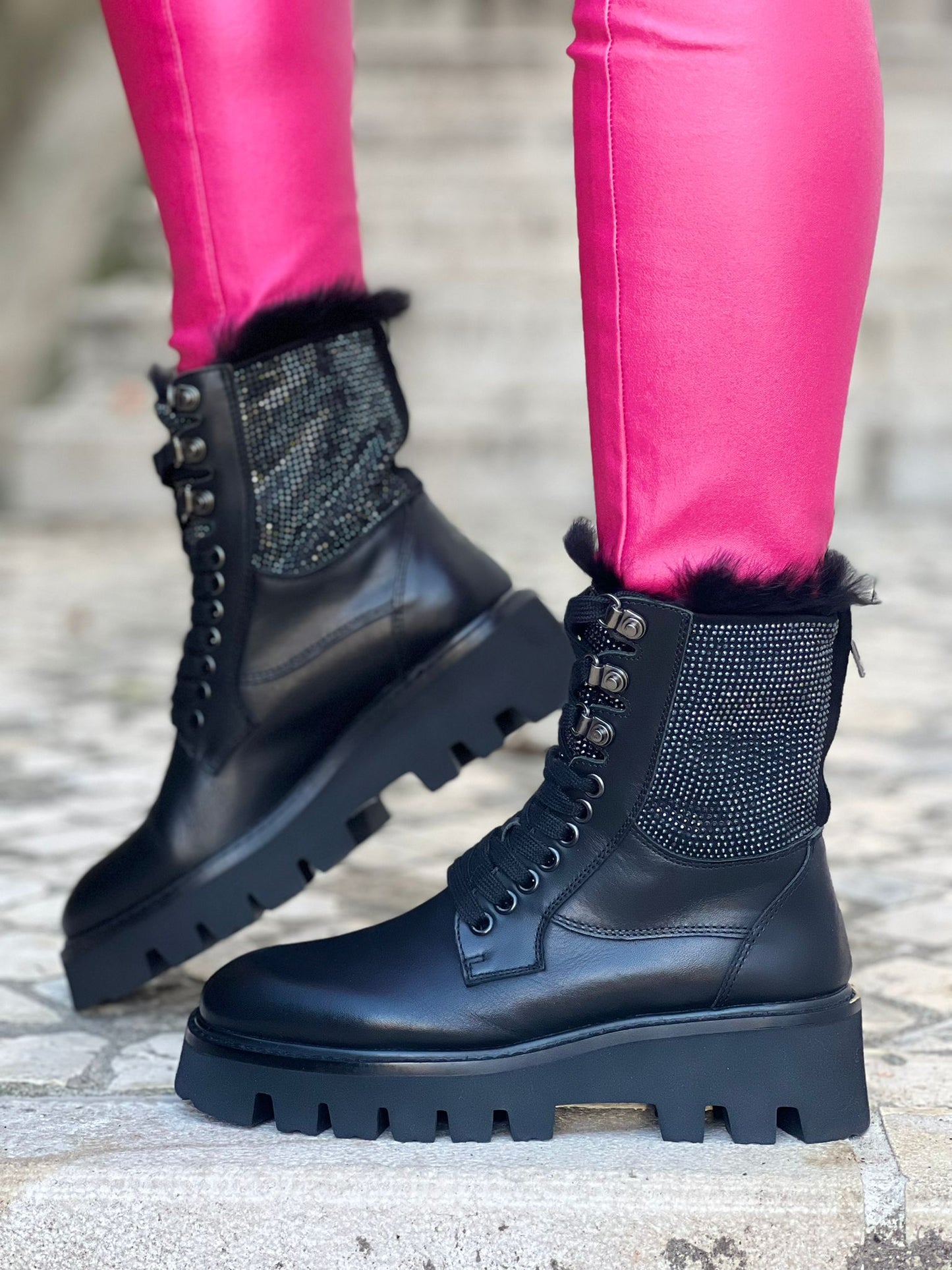 Bota militar pêlo