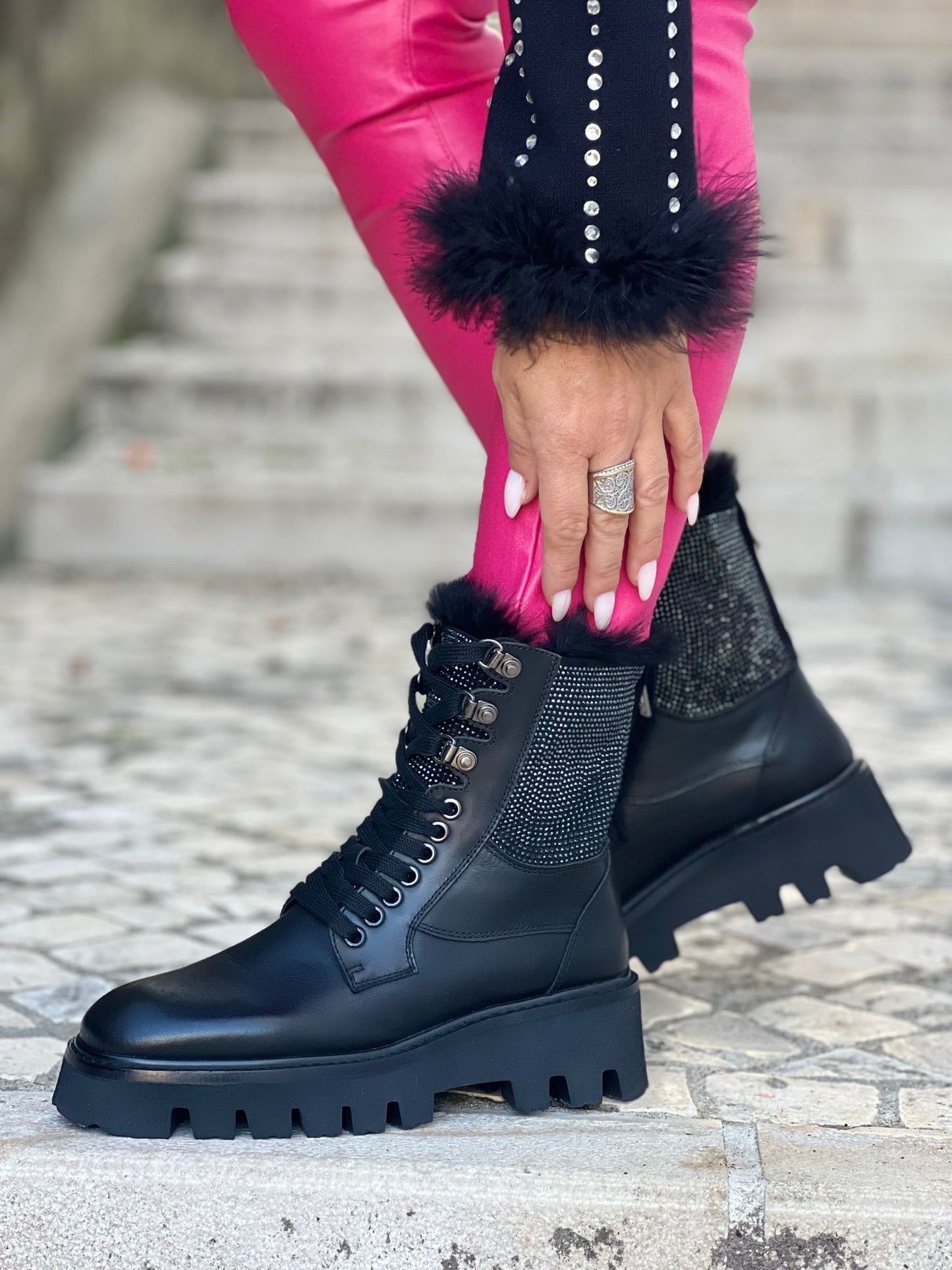 Bota militar pêlo