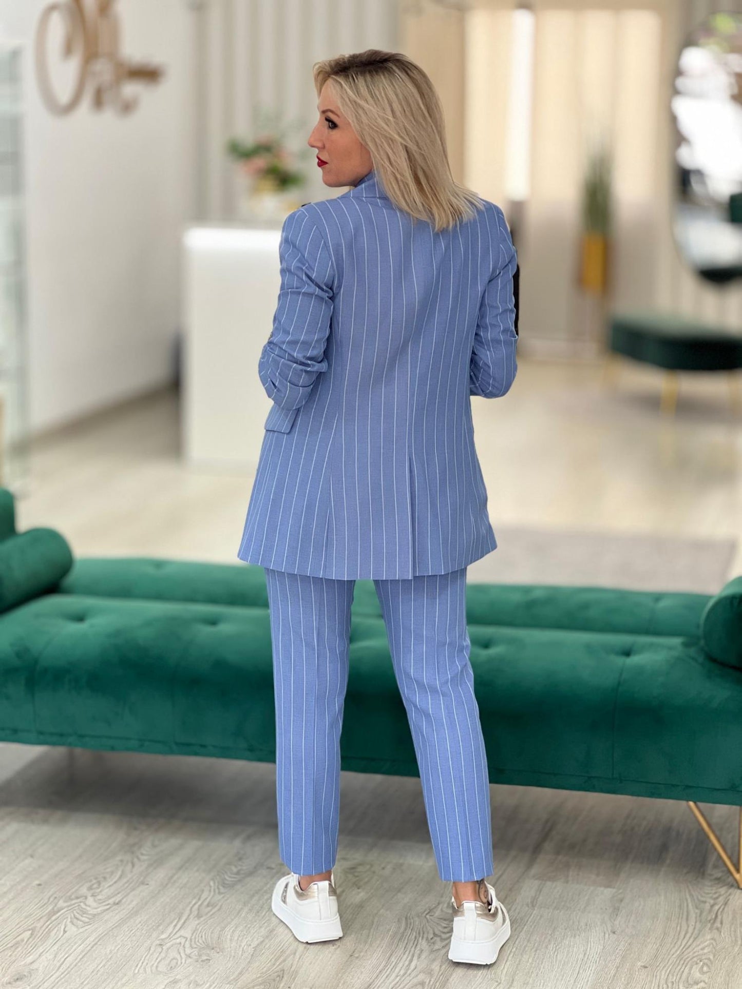Calça clássica de riscas
