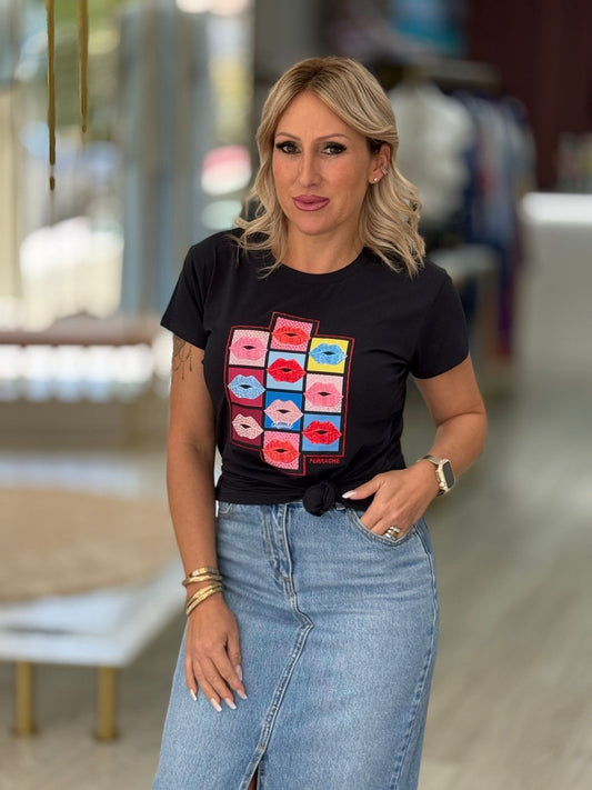 T-shirt em algodão com estampado na frente (+ cores)